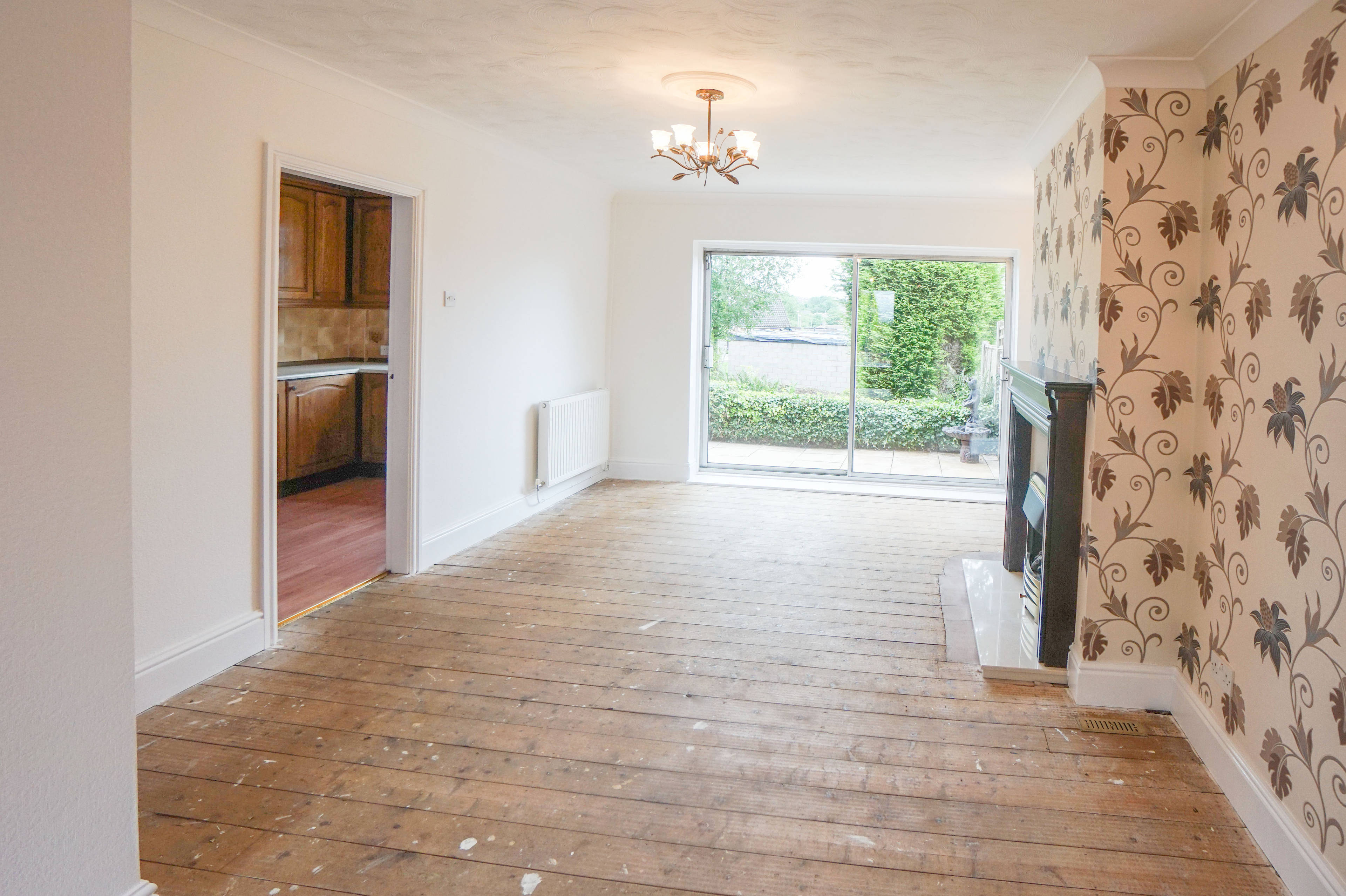 Lounge/Dining Room
