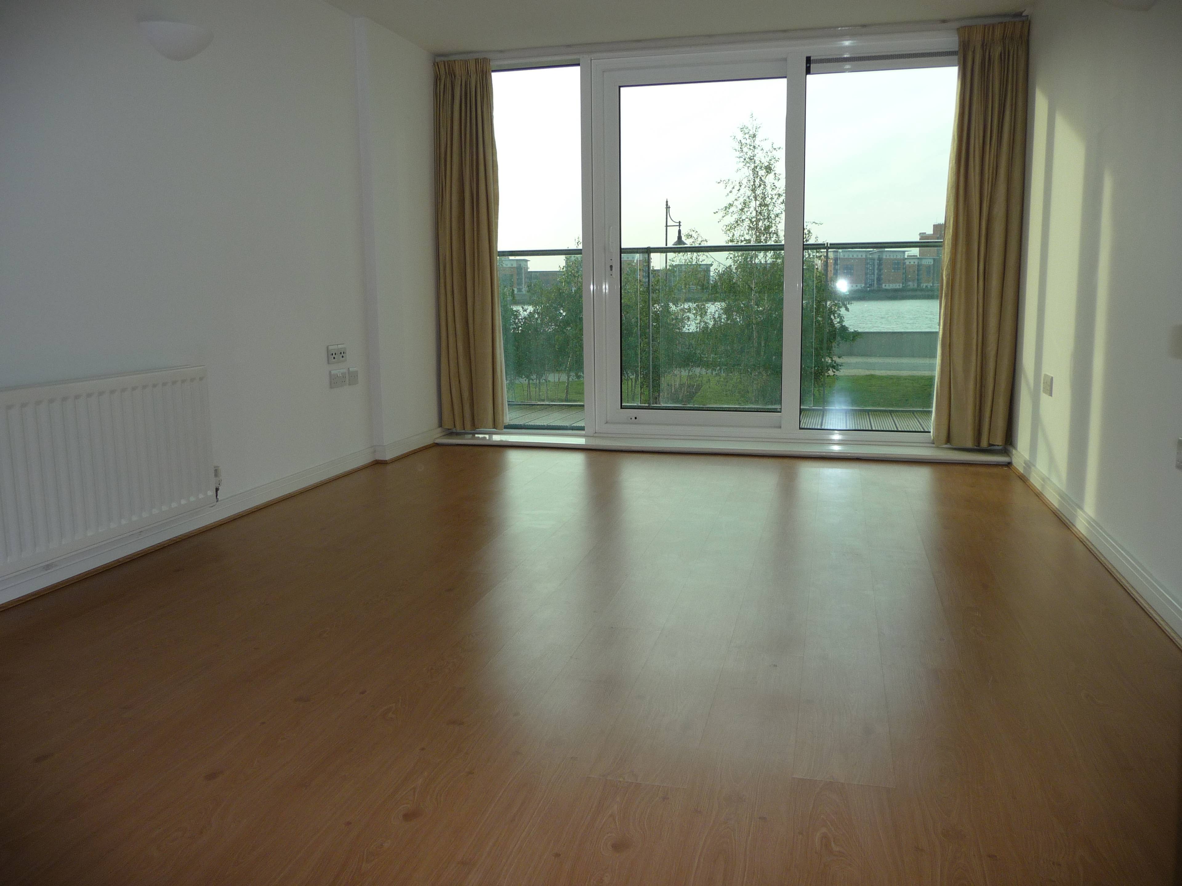 Lounge / Kitchen