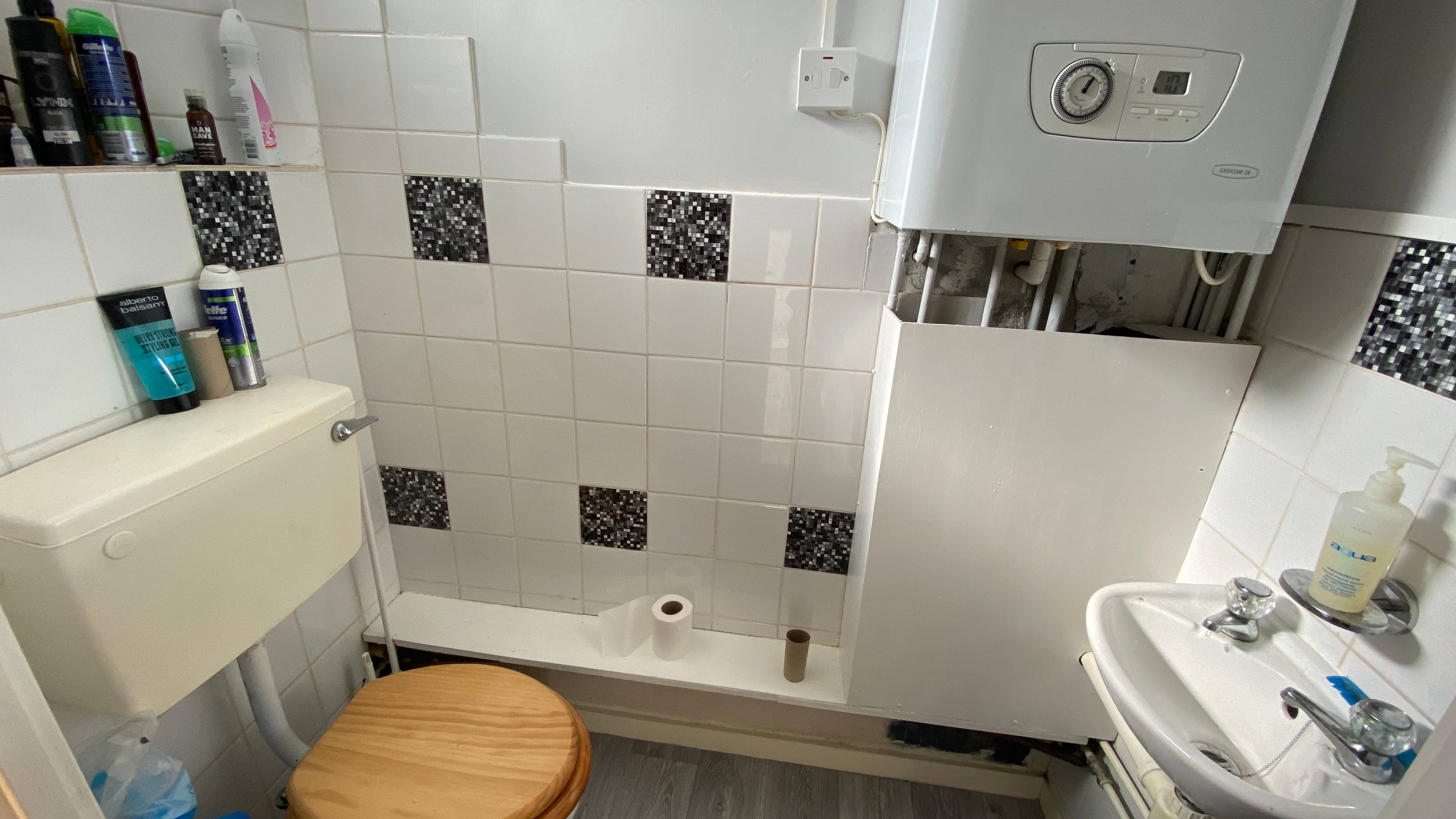Downstairs Cloakroom