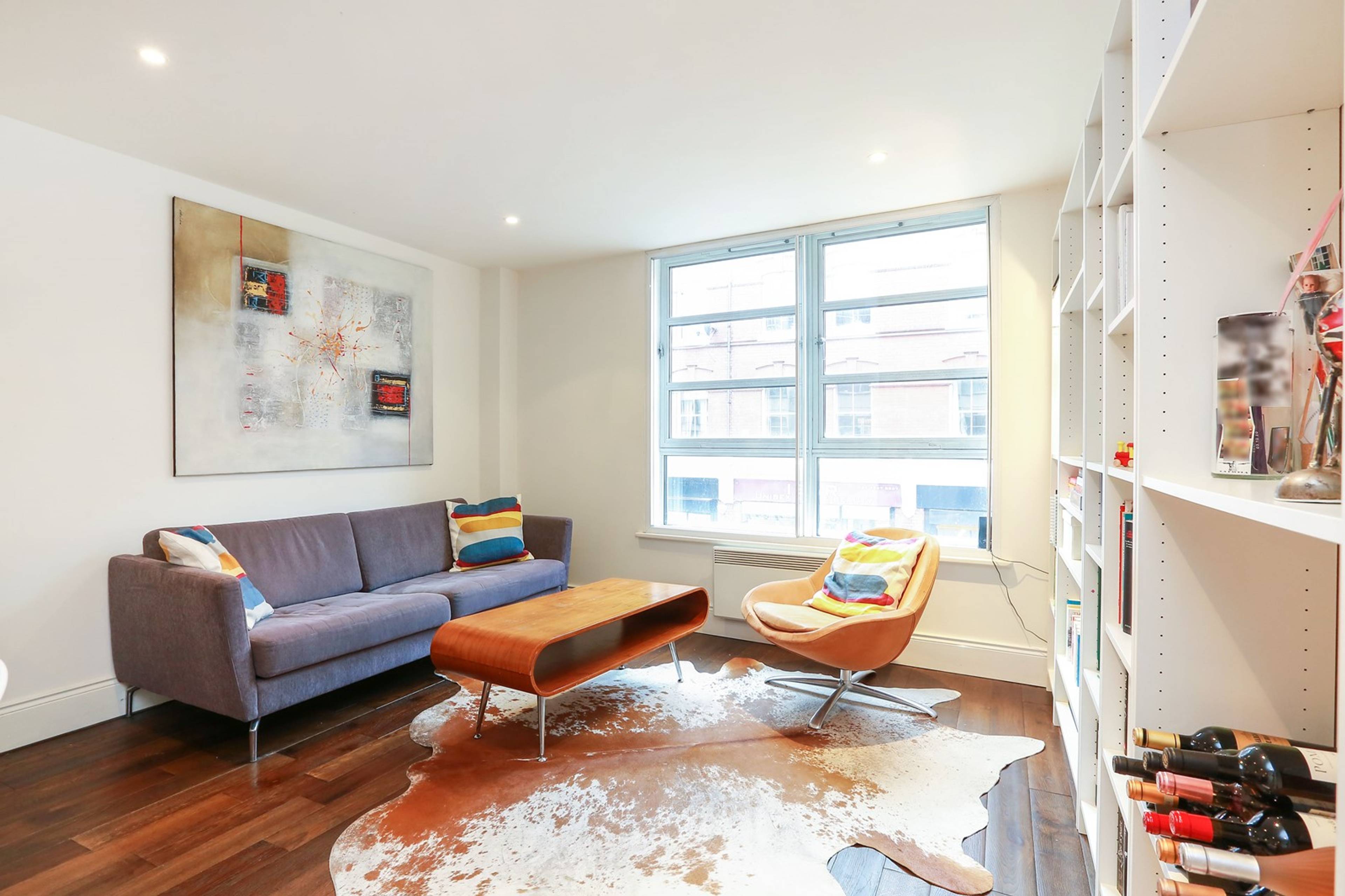 Lounge/Dining Room