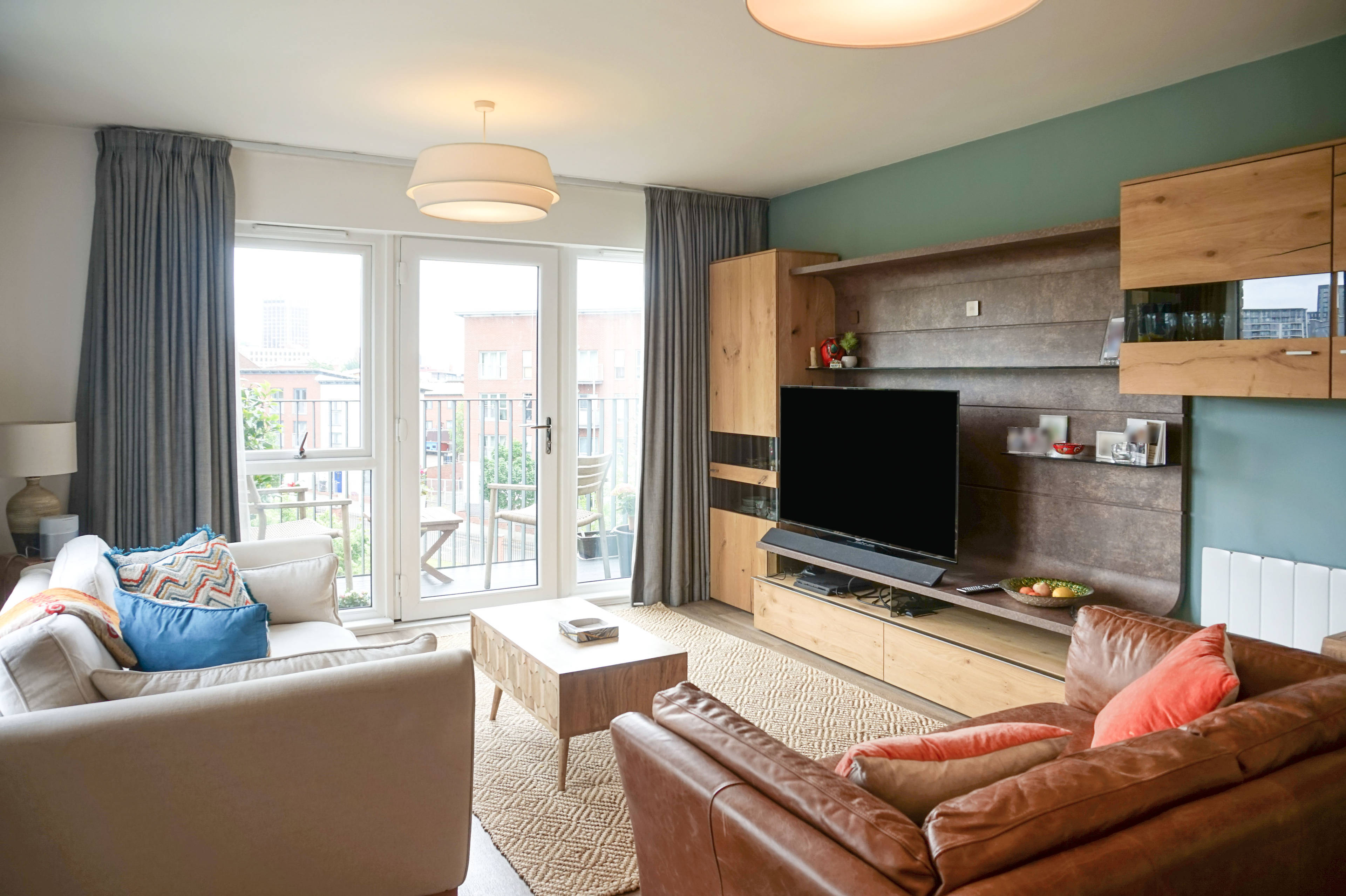 Lounge / Kitchen