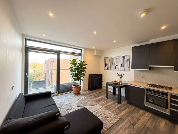 1 bedroom flat