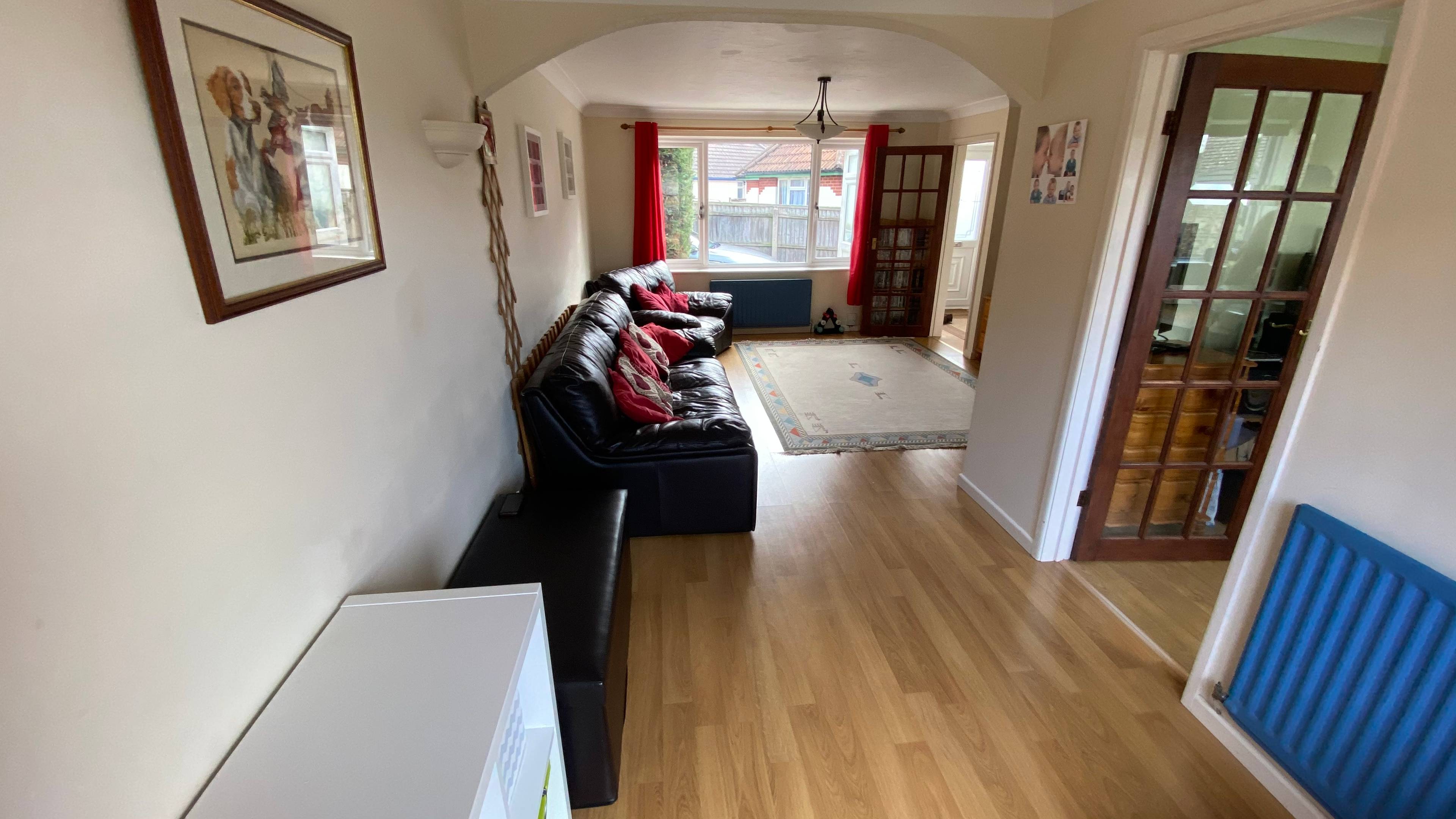 Lounge/Dining Room