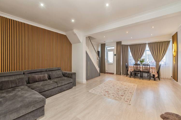 3 bedroom terraced house