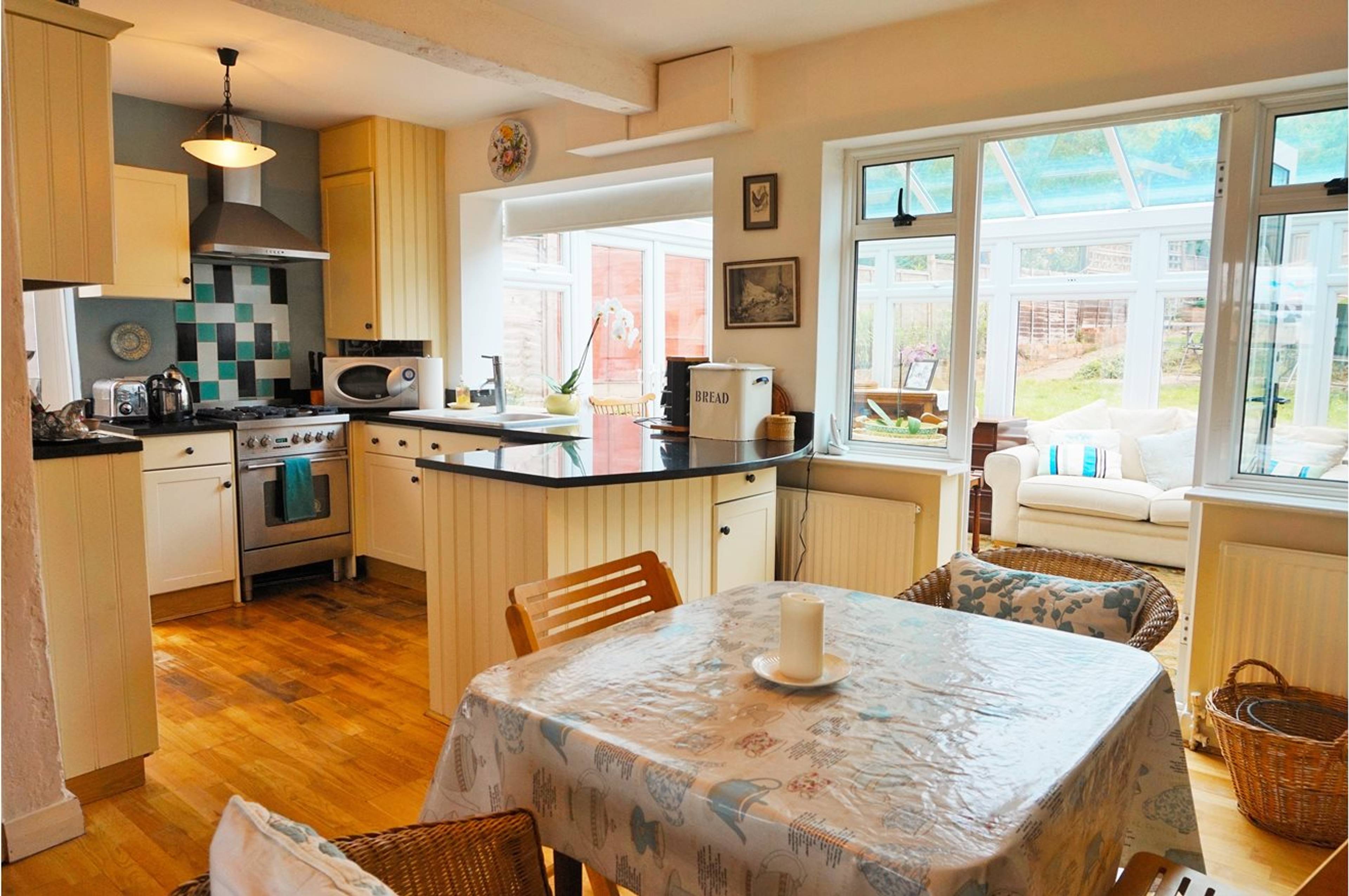 Kitchen / Diner