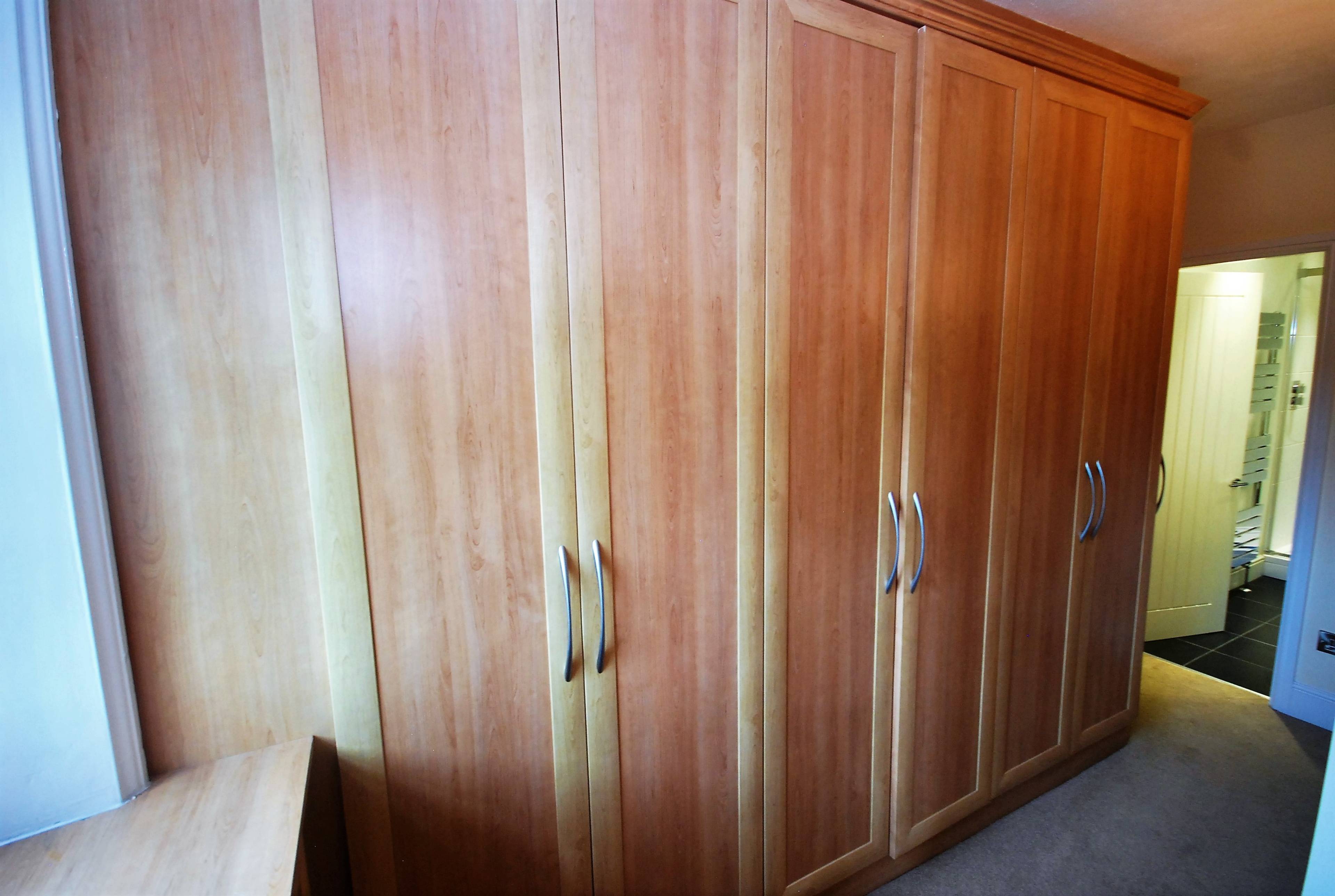 Dressing Room/ Bed 2