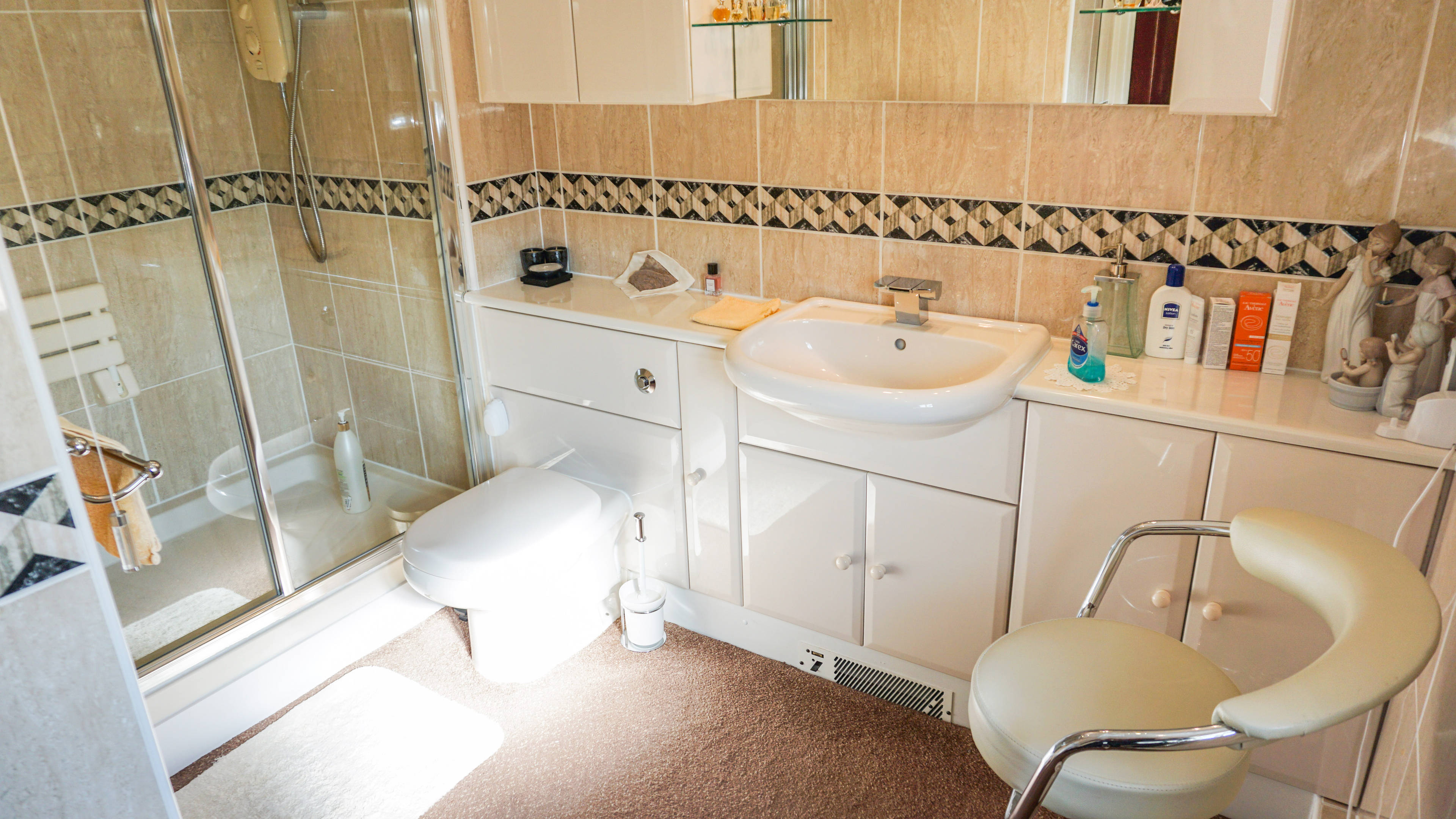 Master En-suite