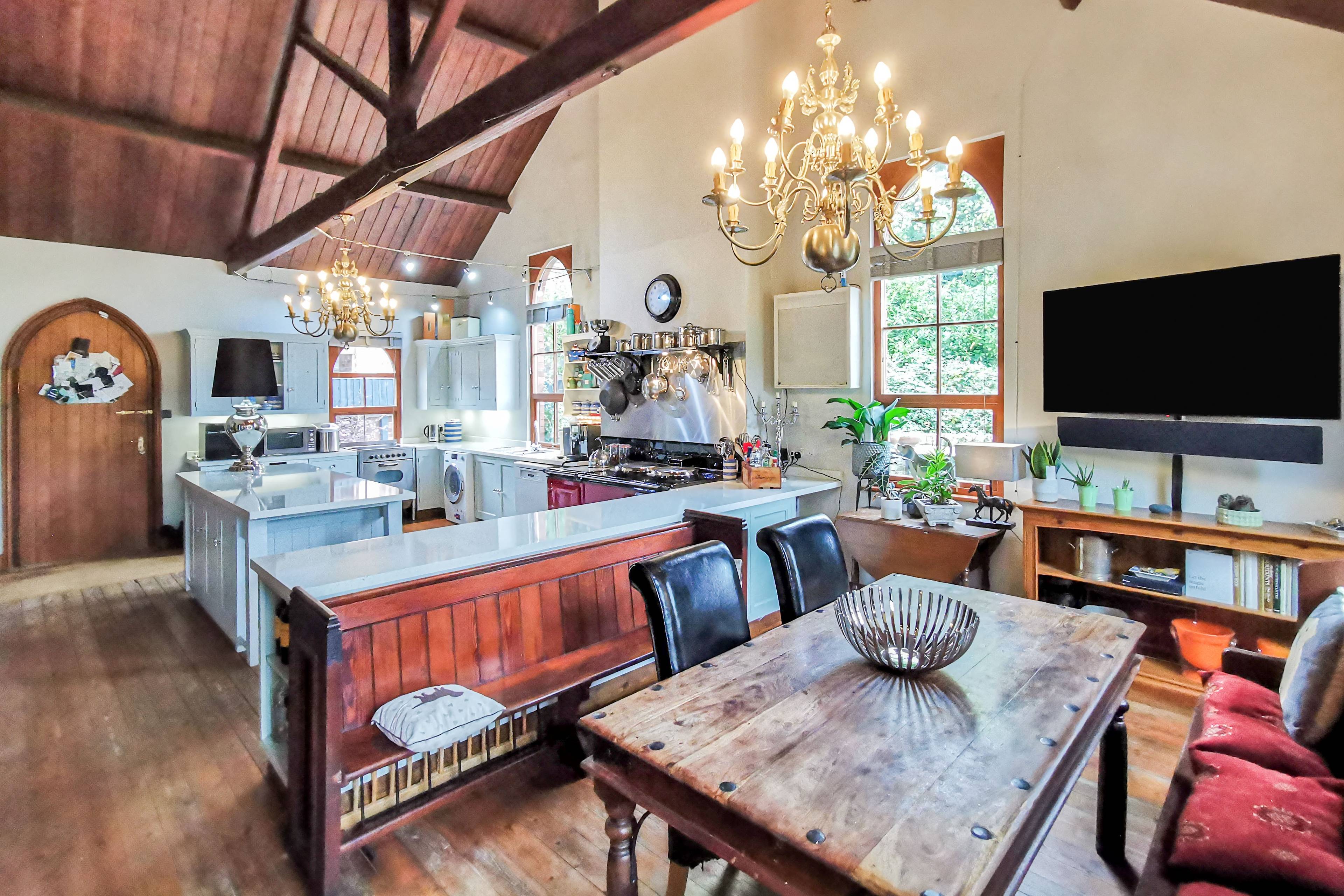 Kitchen/Dining Room