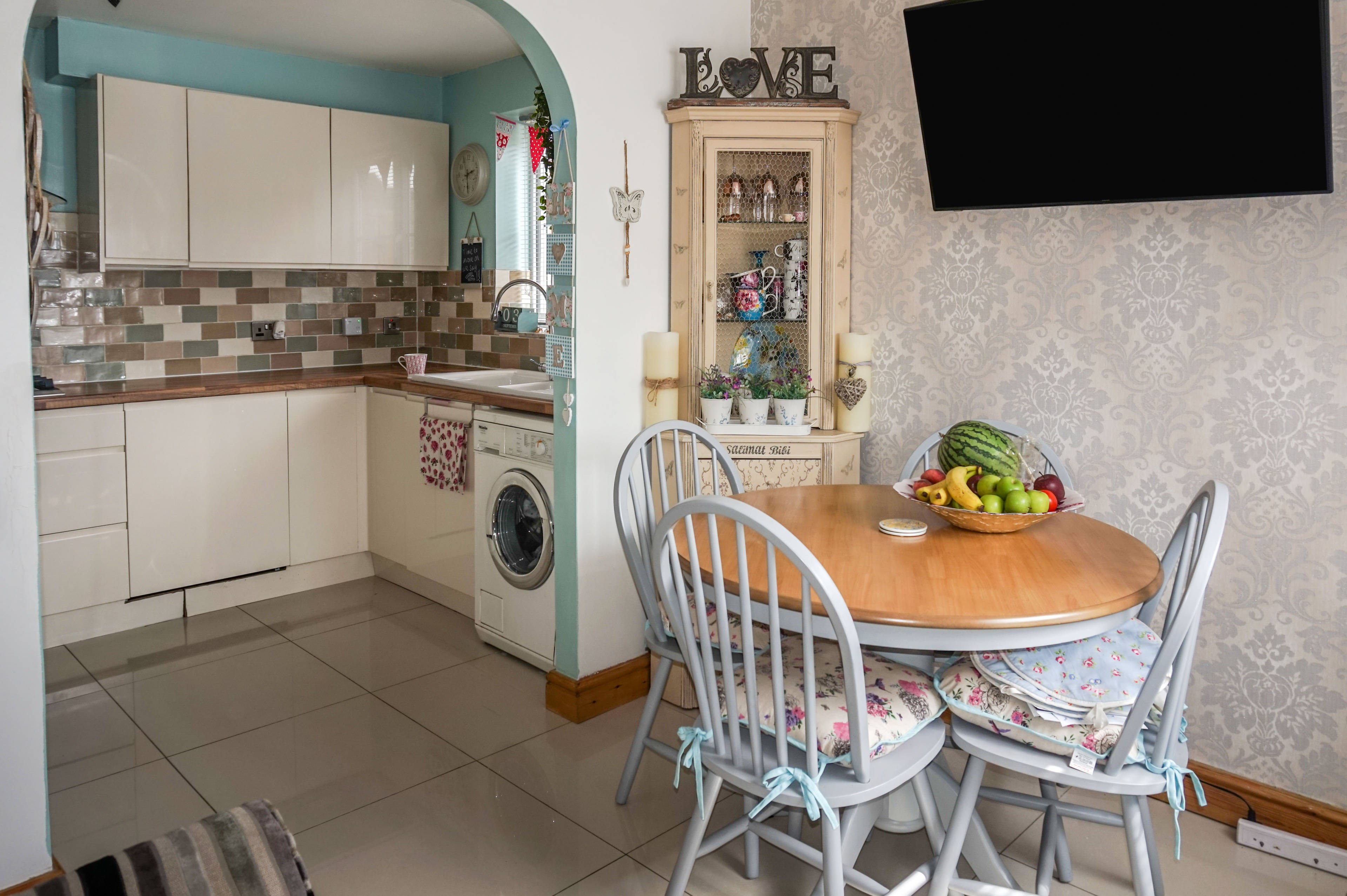 Kitchen/dining Room
