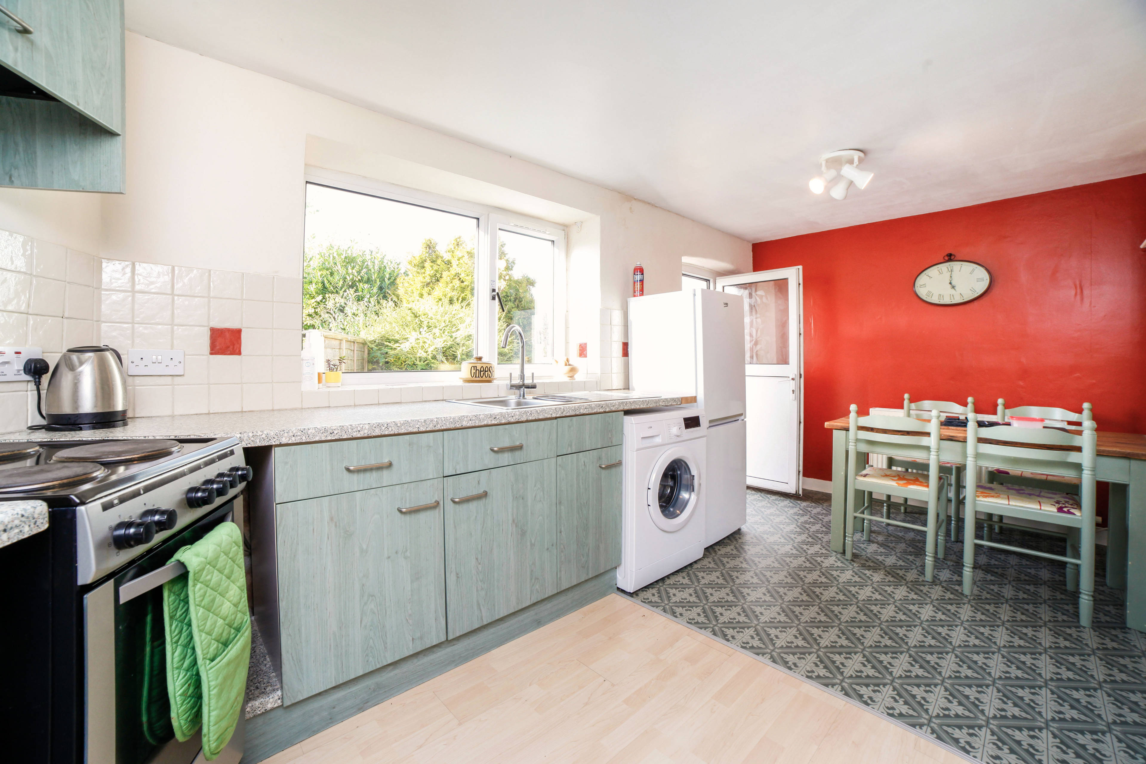 Kitchen/Dining Room