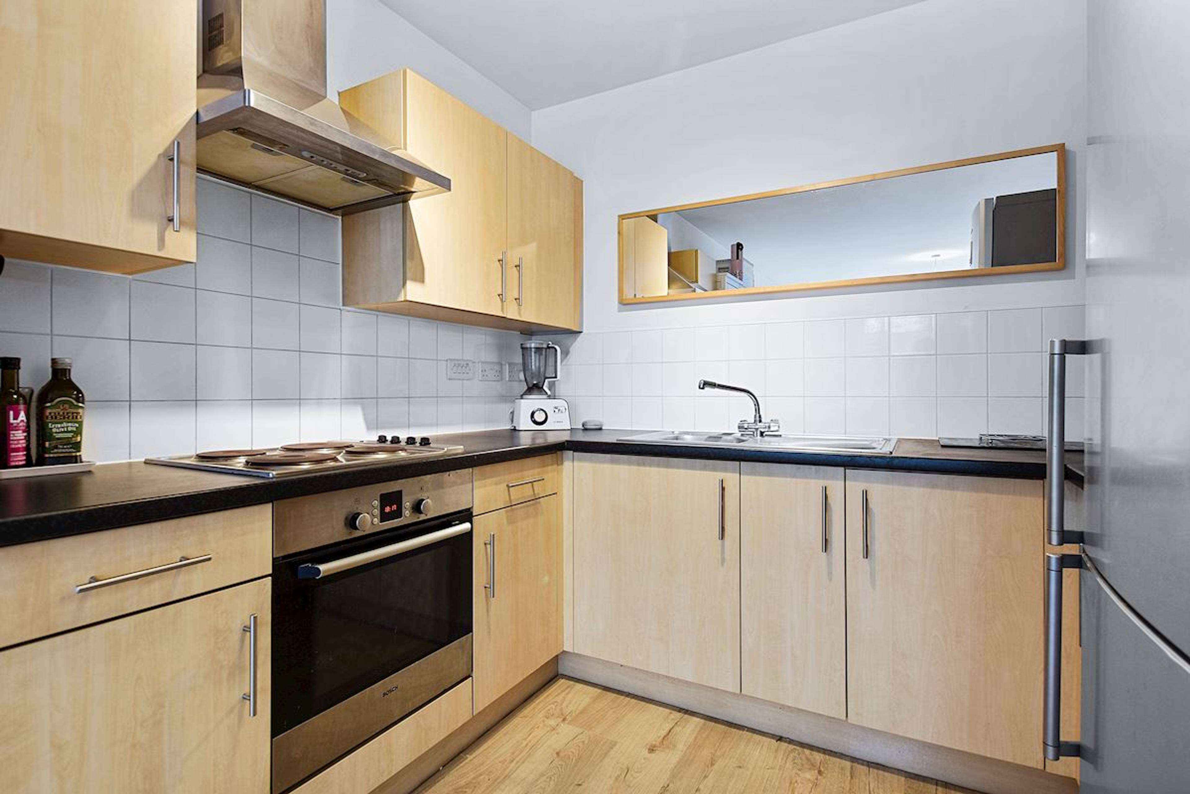 Lounge / Kitchen