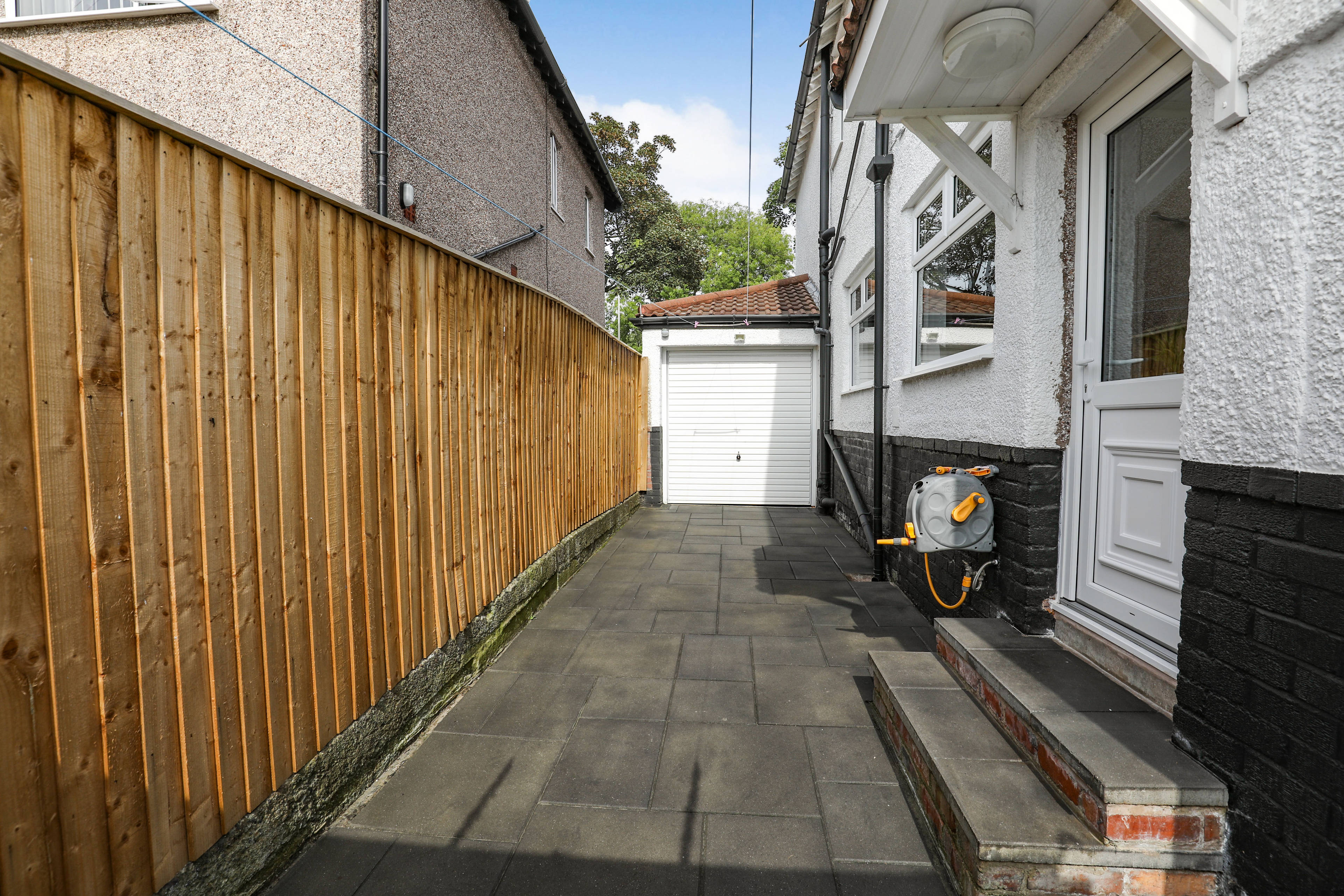 Side Passage