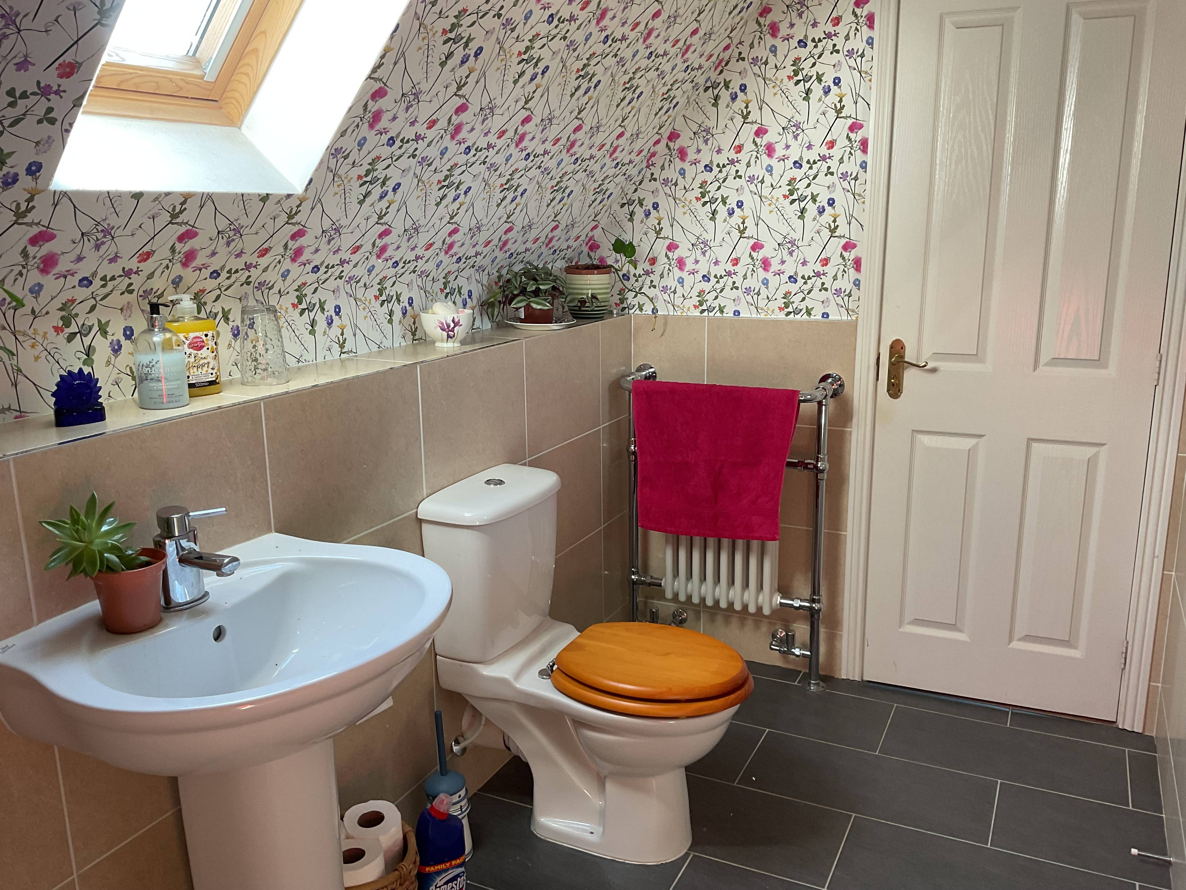 Jack & Jill En-suite