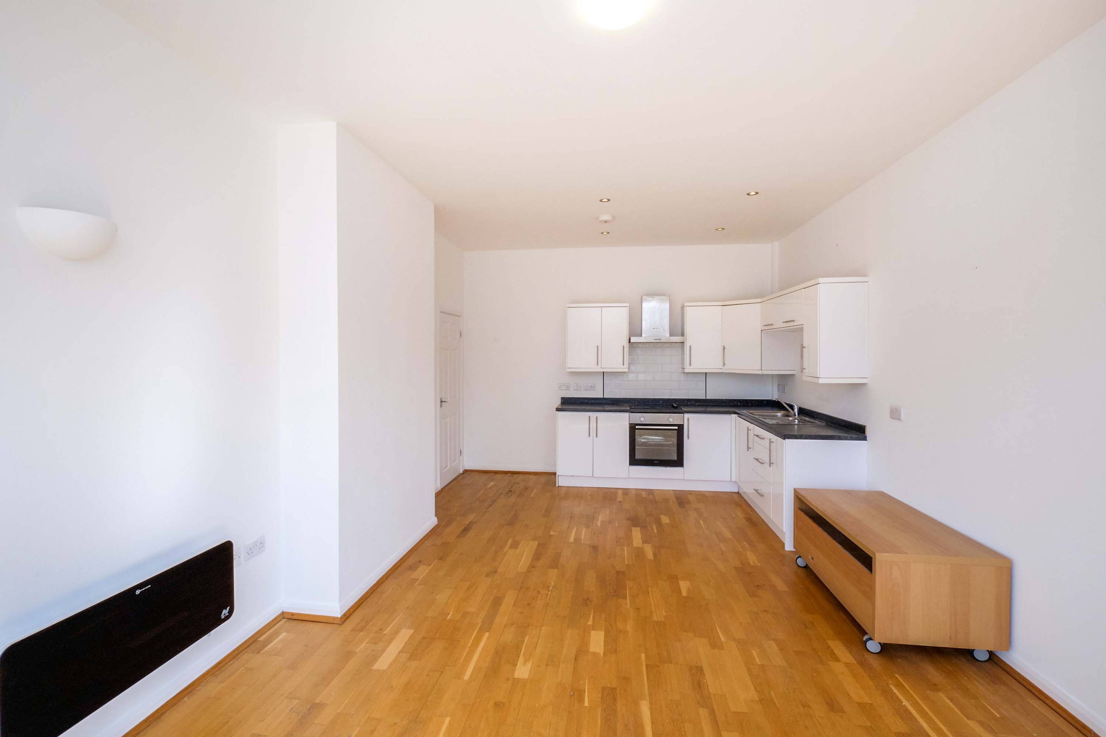 Lounge / Kitchen