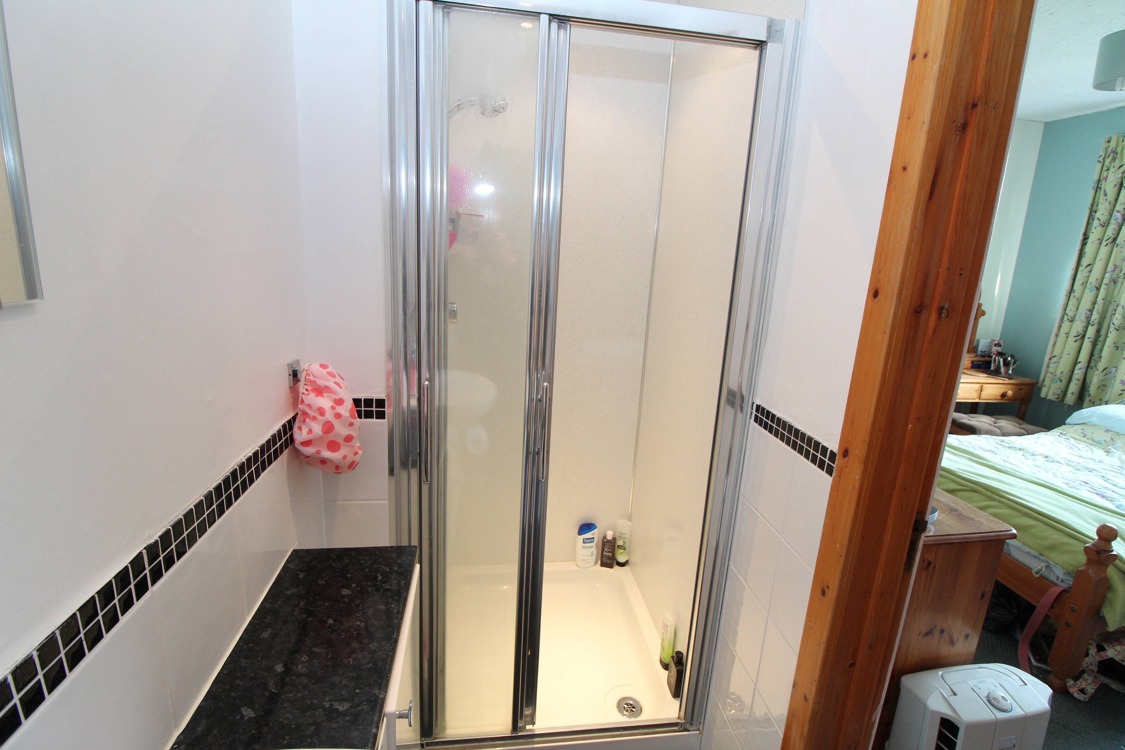 En-suite One