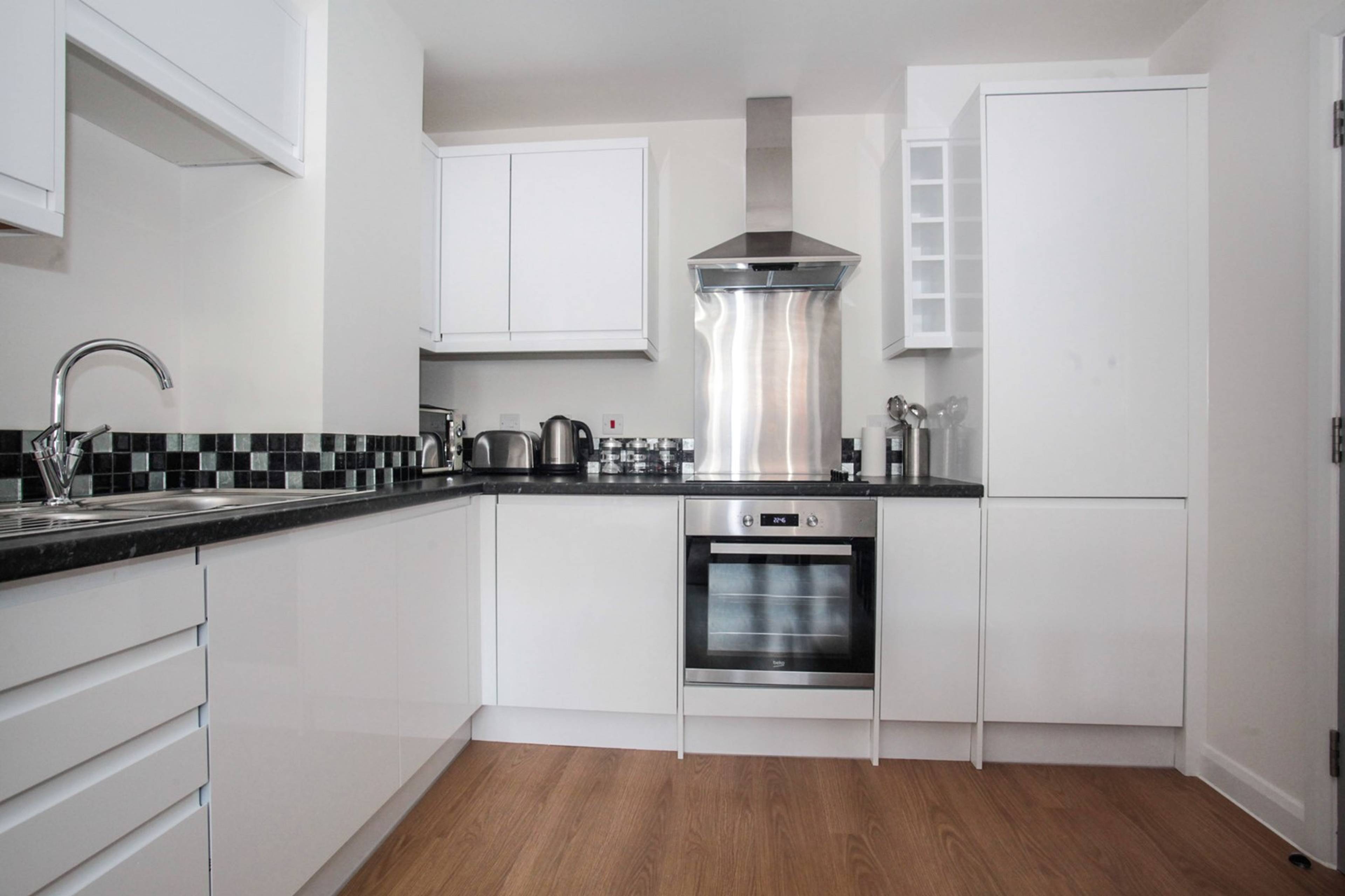 Lounge / Kitchen