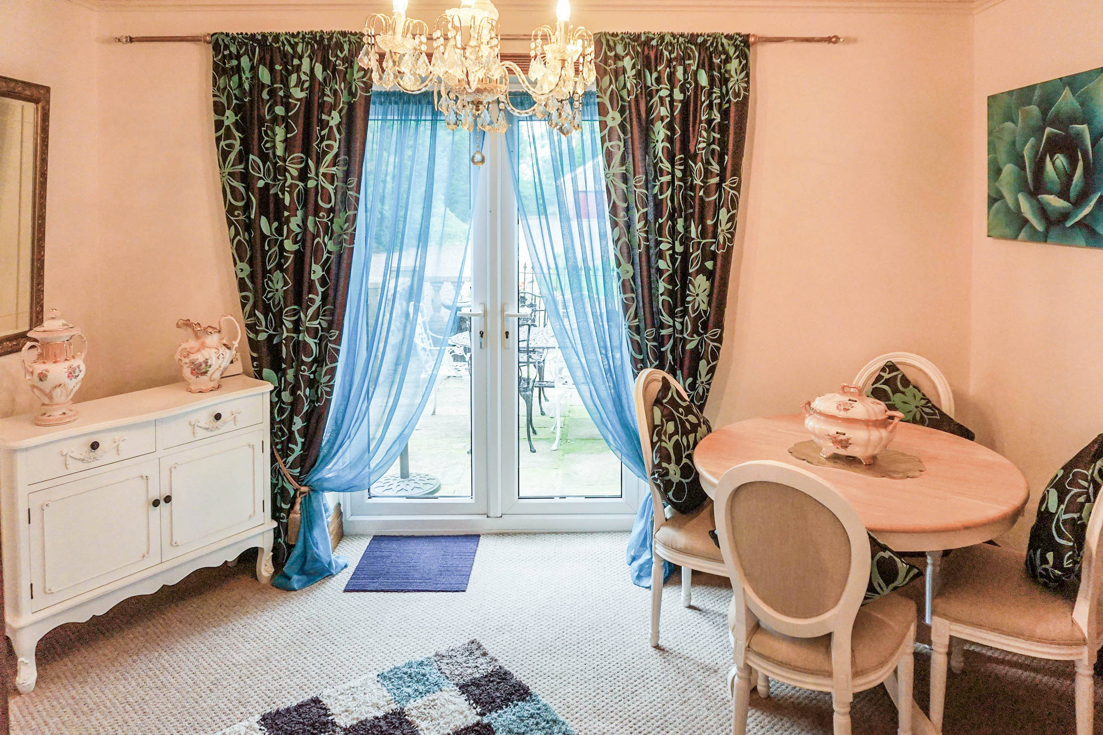 Annexe Dining Room