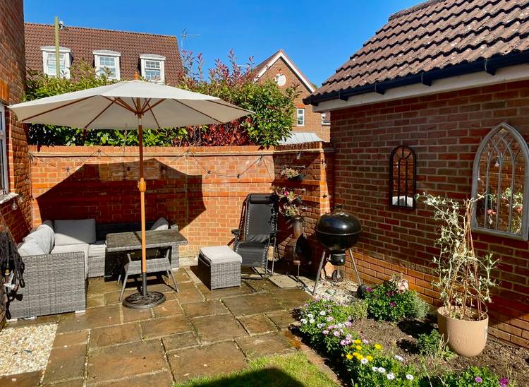 4 bedroom detached house