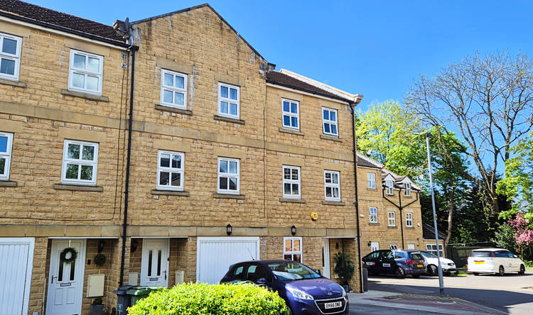 3 bedroom terraced house