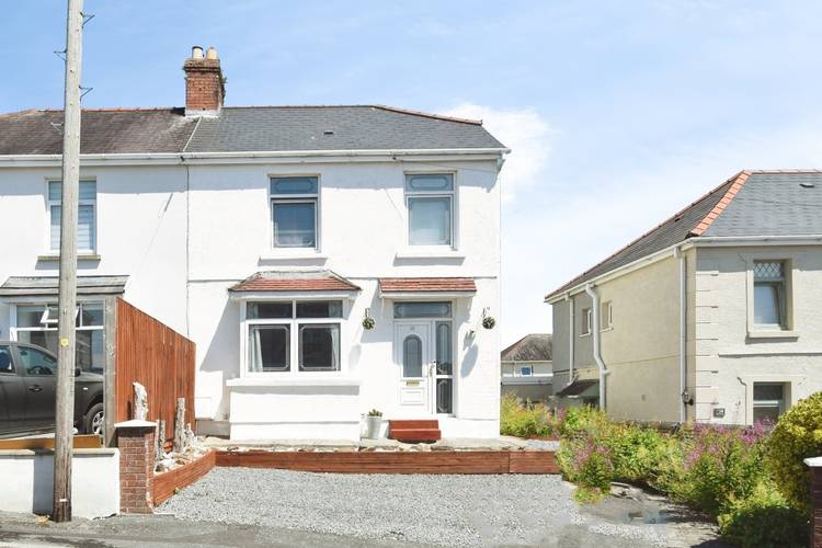 3 bedroom semi-detached house
