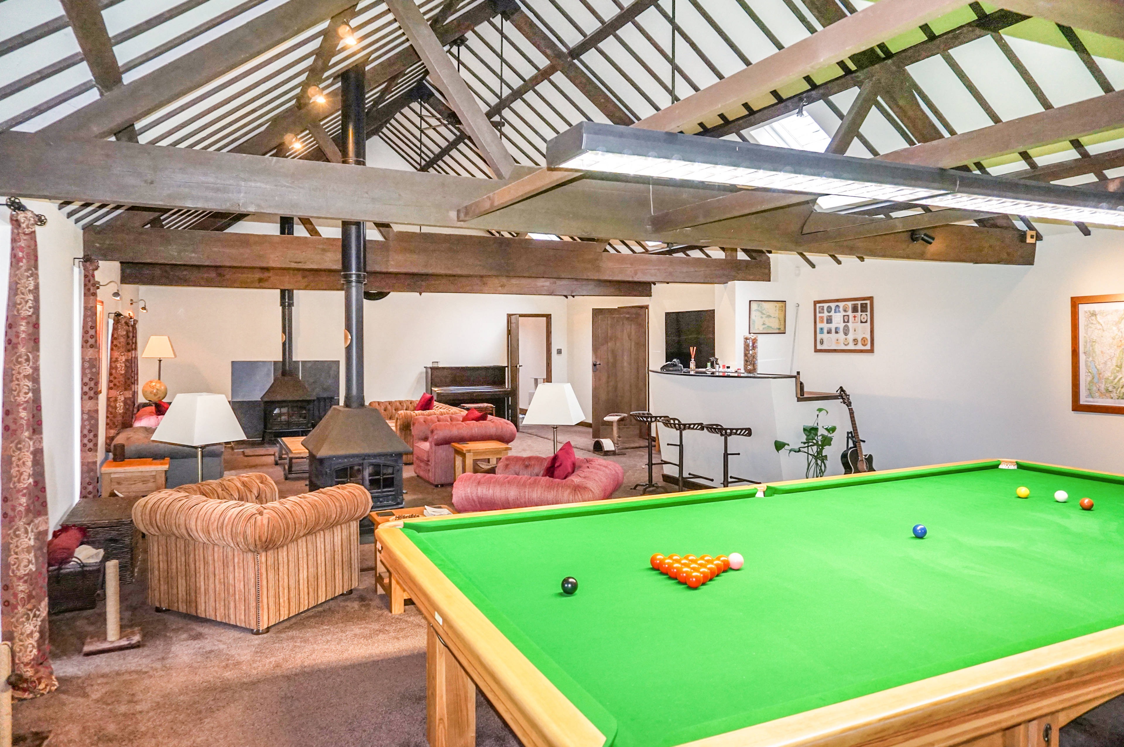Lounge/Family/Games