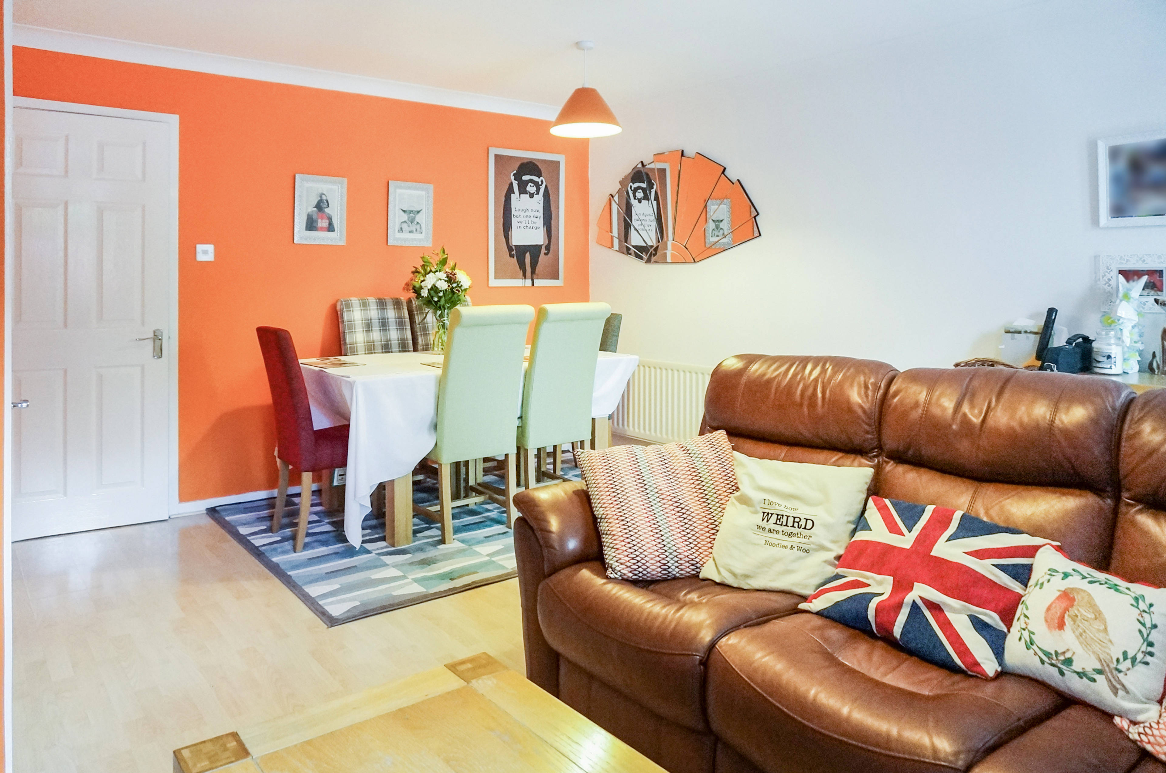 Lounge/Dining Room