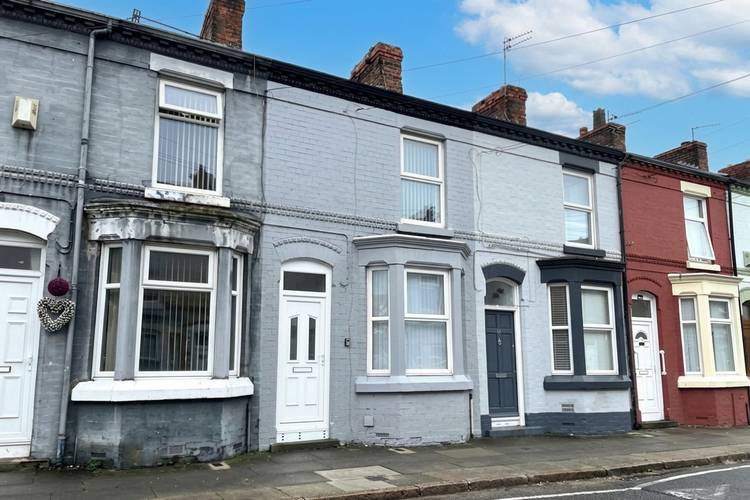 2 bedroom terraced house