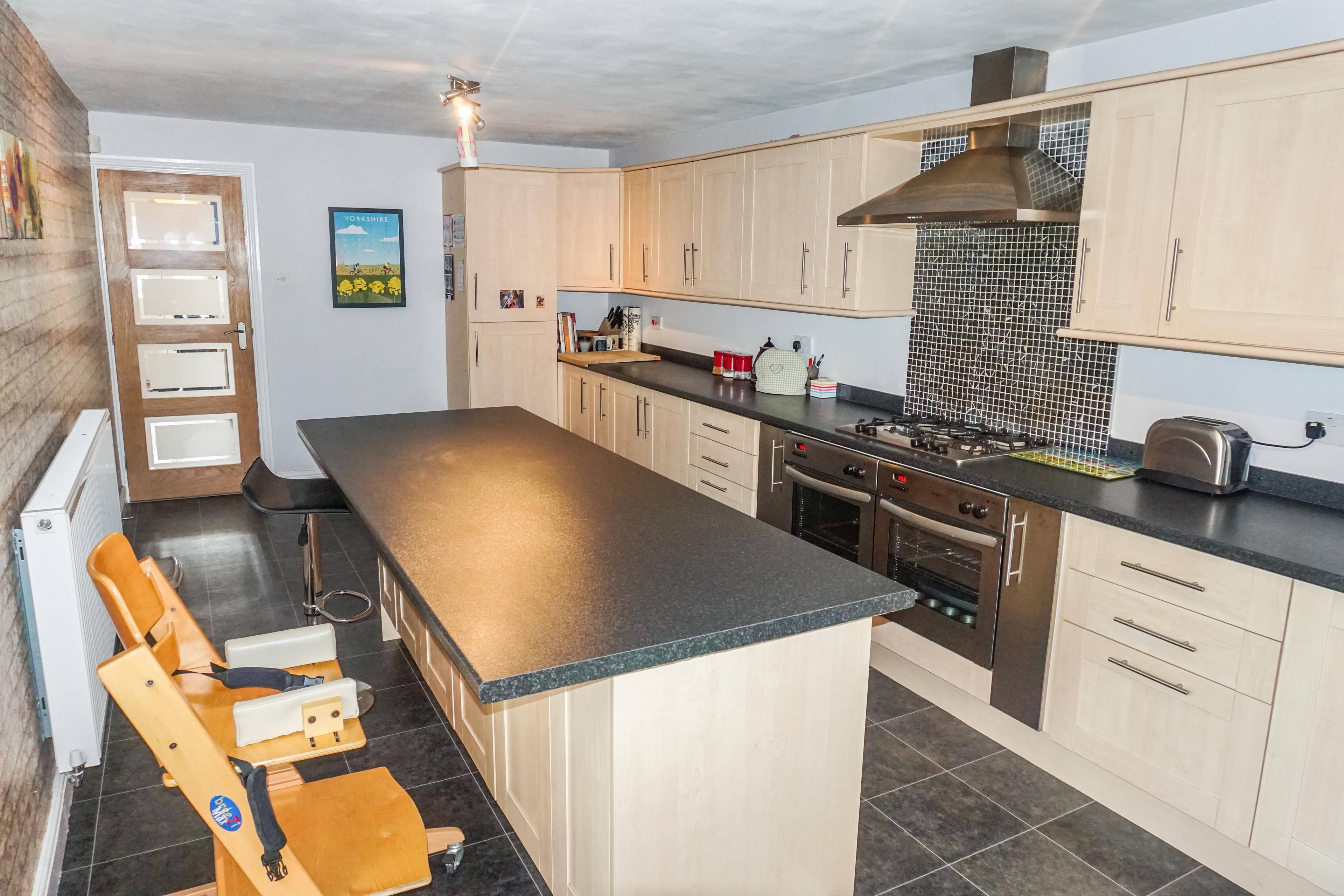 Kitchen/Breakfast
