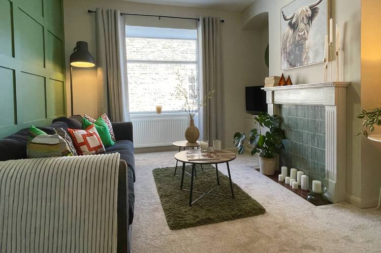 4 bedroom terraced house