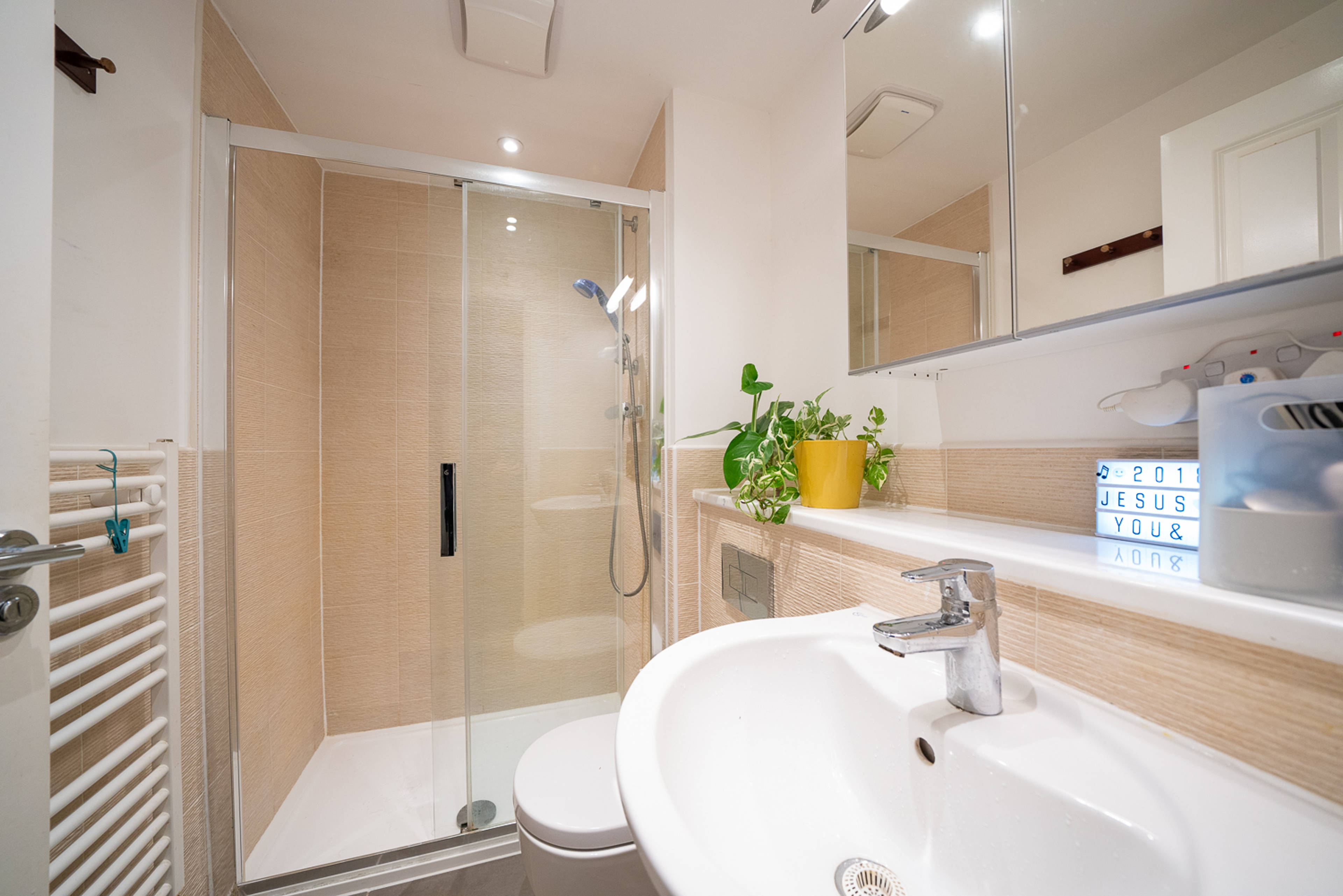 Master En-suite