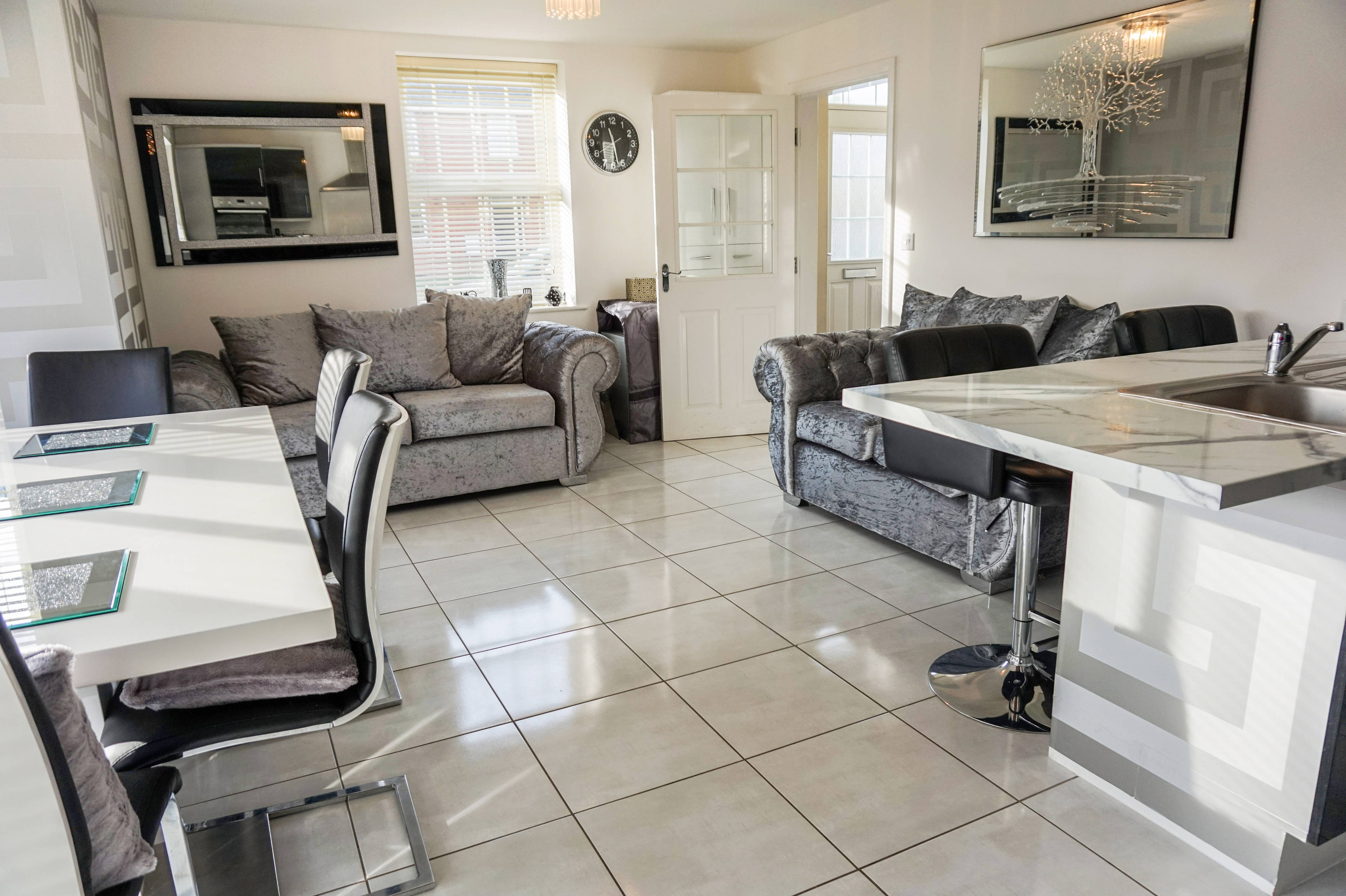 Kitchen/Family Room