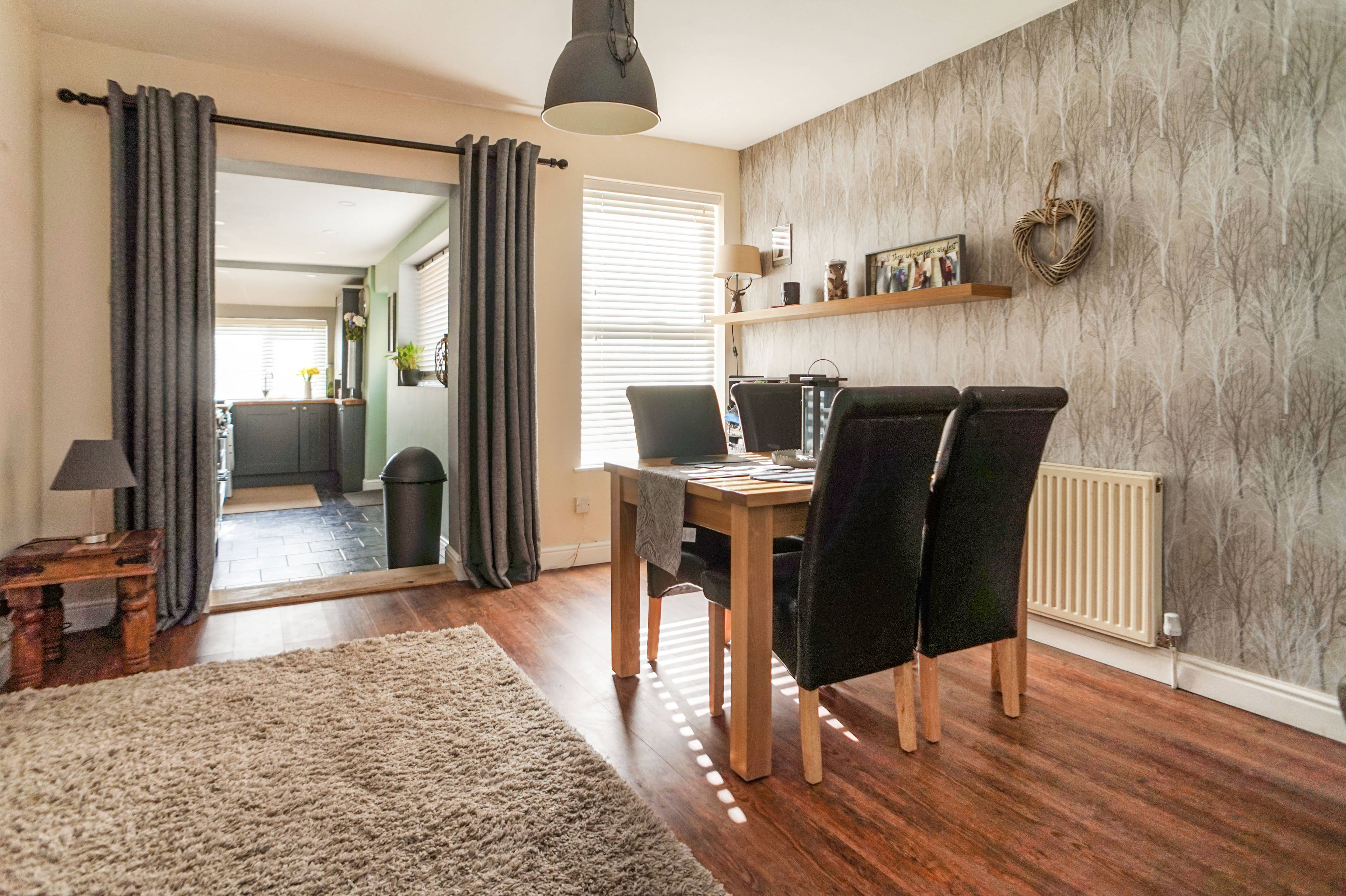 Lounge/Dining Room
