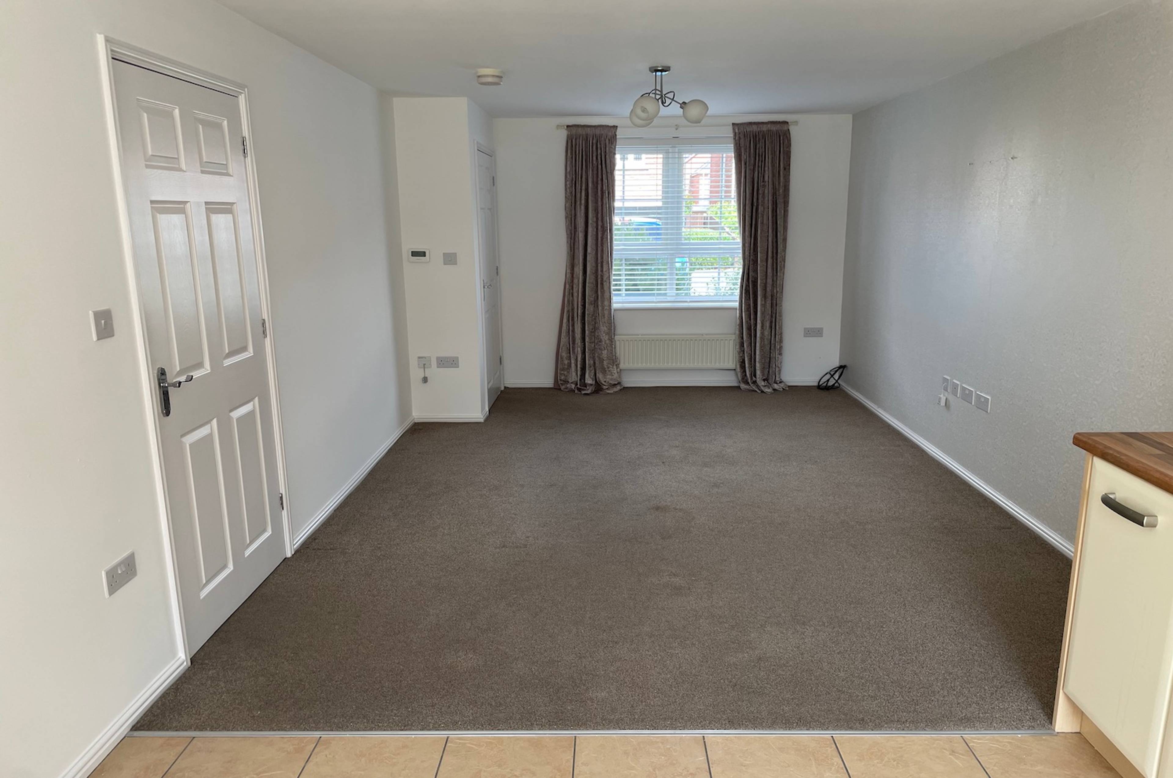 Lounge / Kitchen