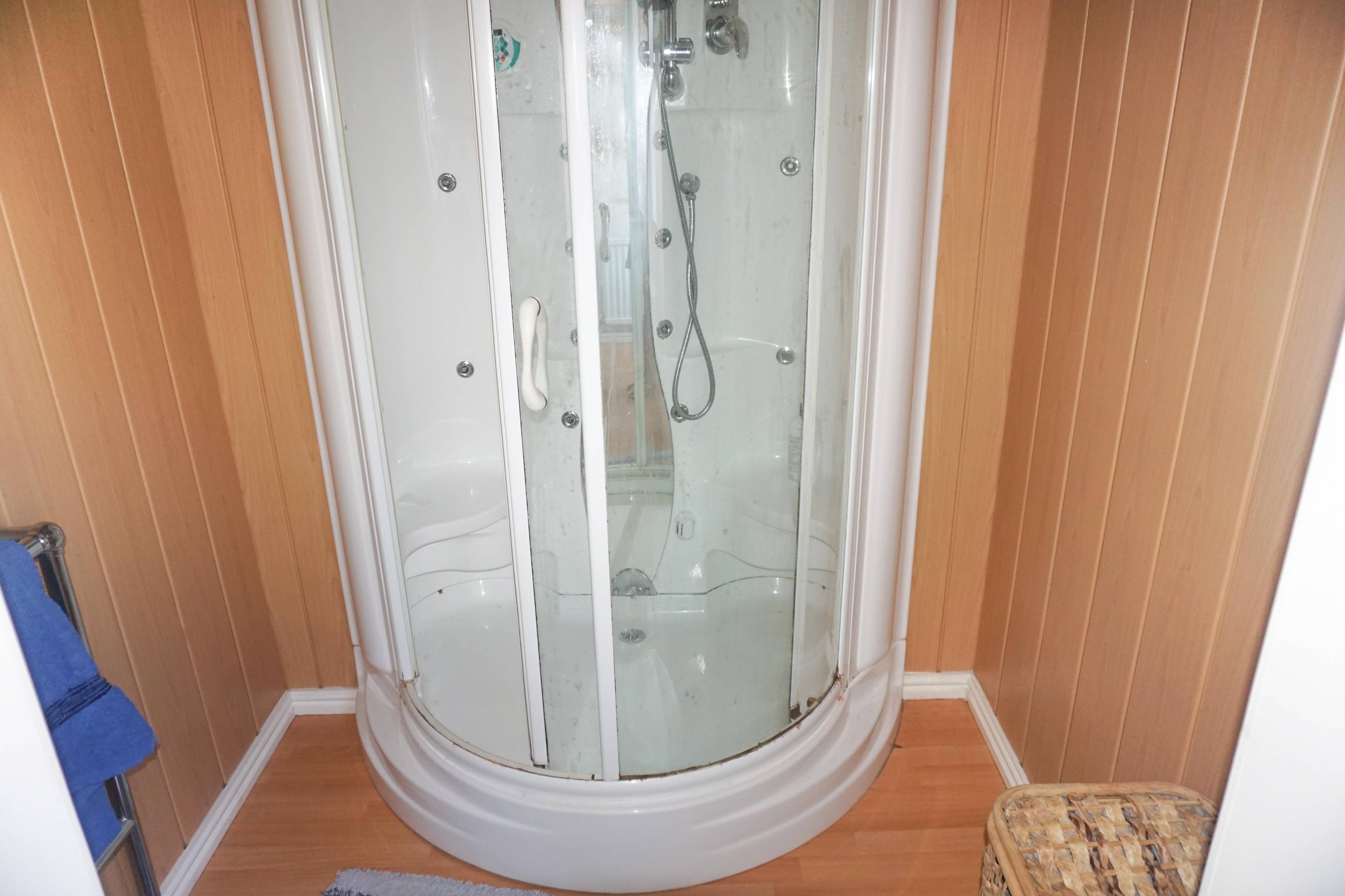 Master En-suite