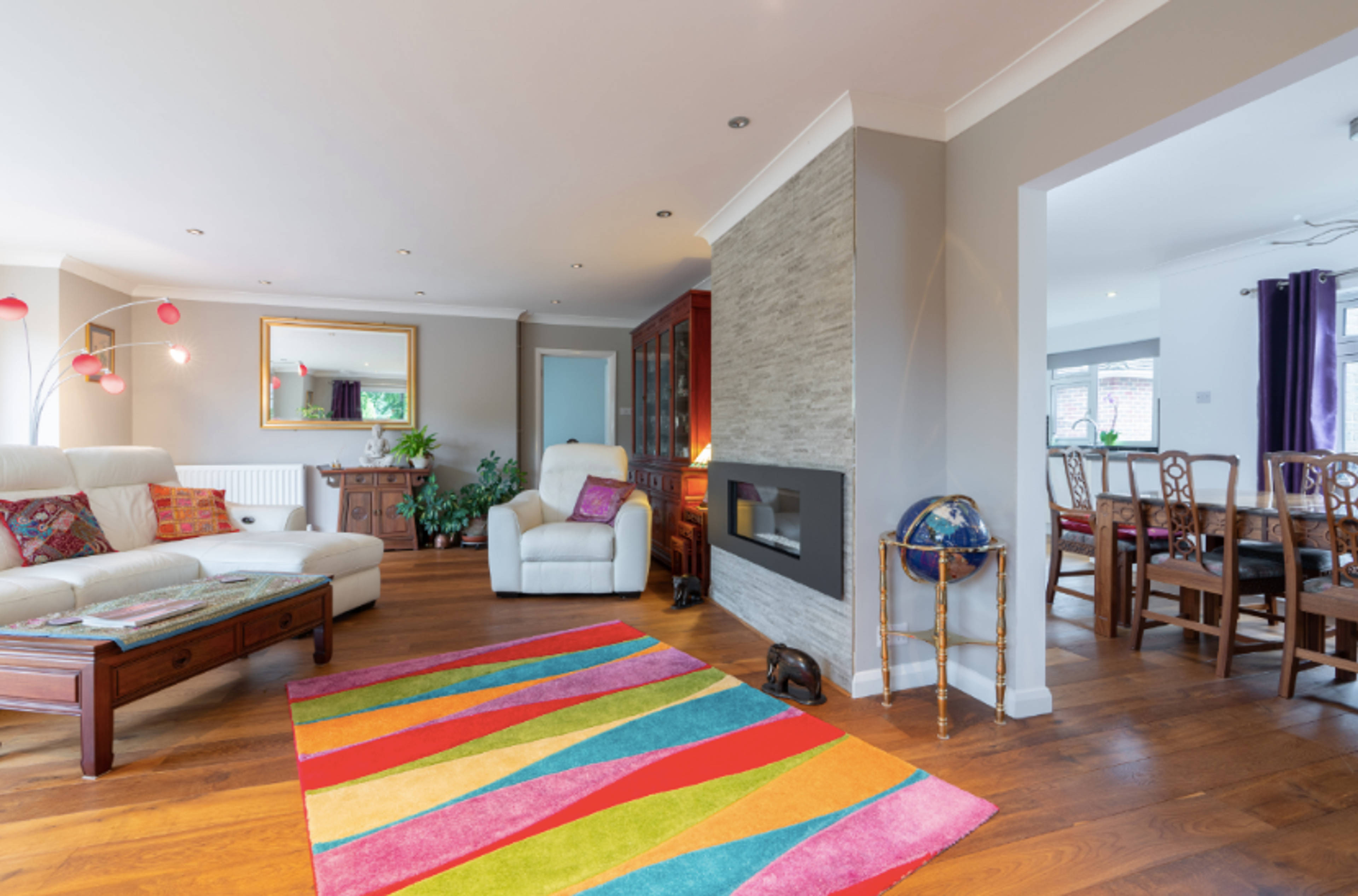 Lounge/Dining Room