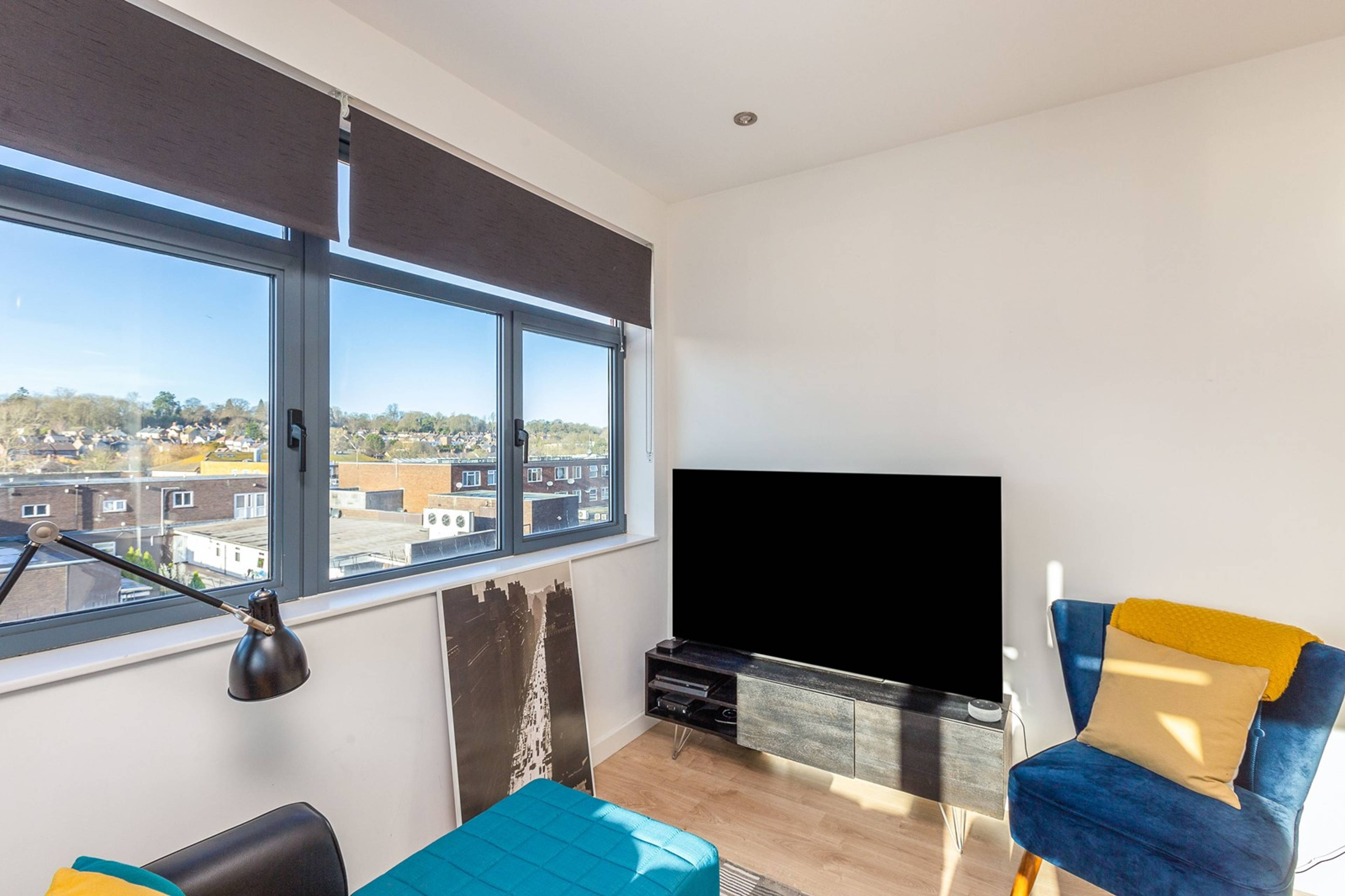 Lounge / Kitchen
