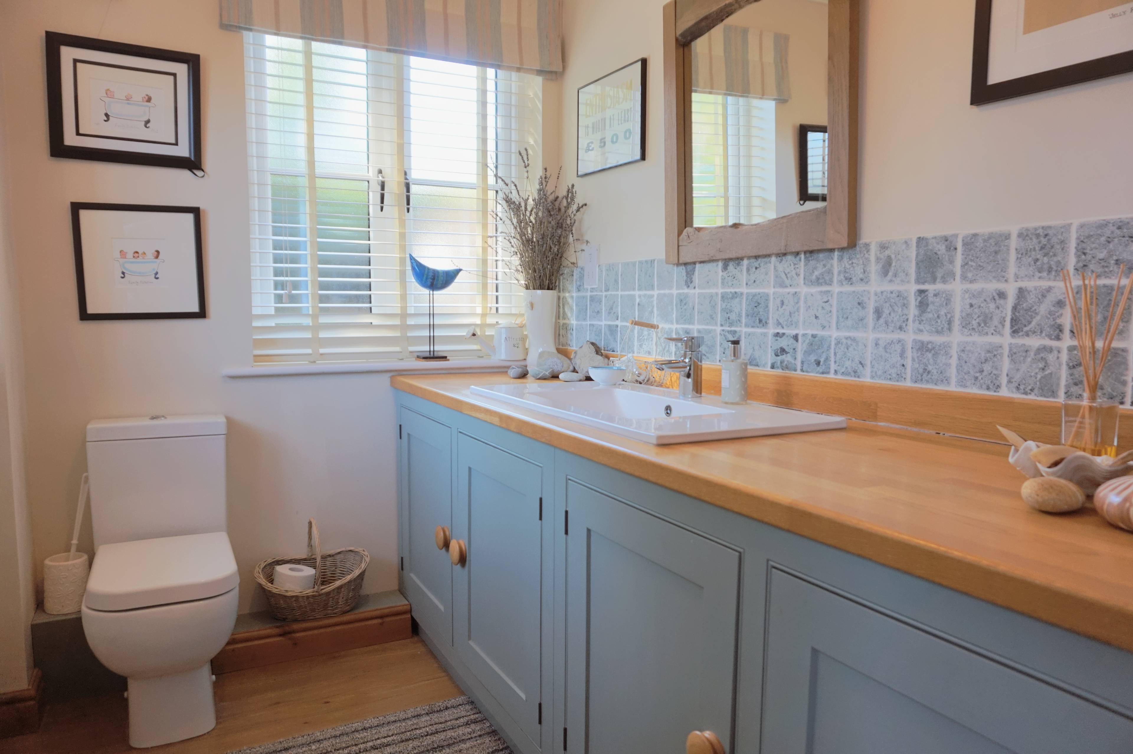 Cloak Room