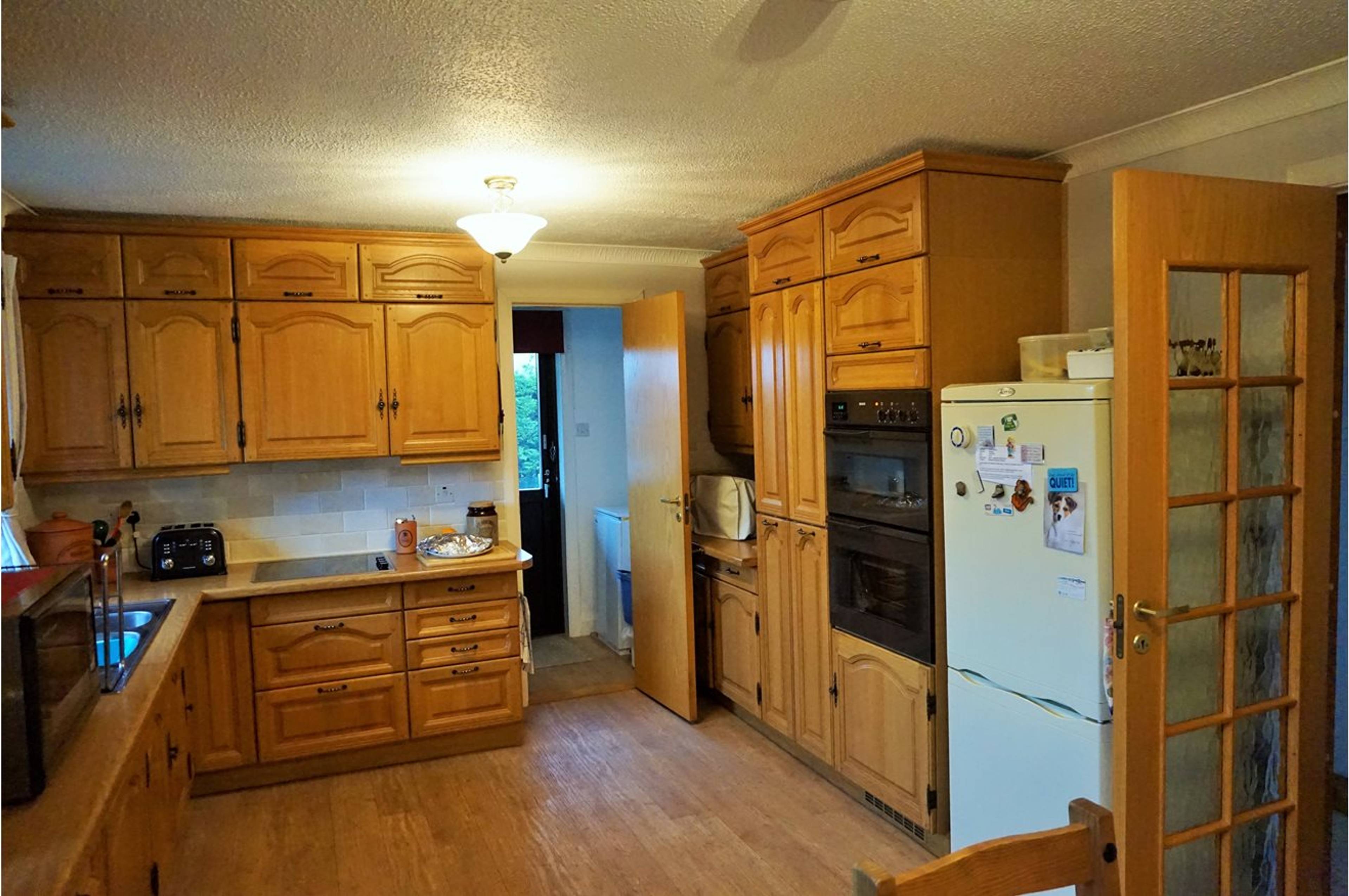 Kitchen / Breakfast