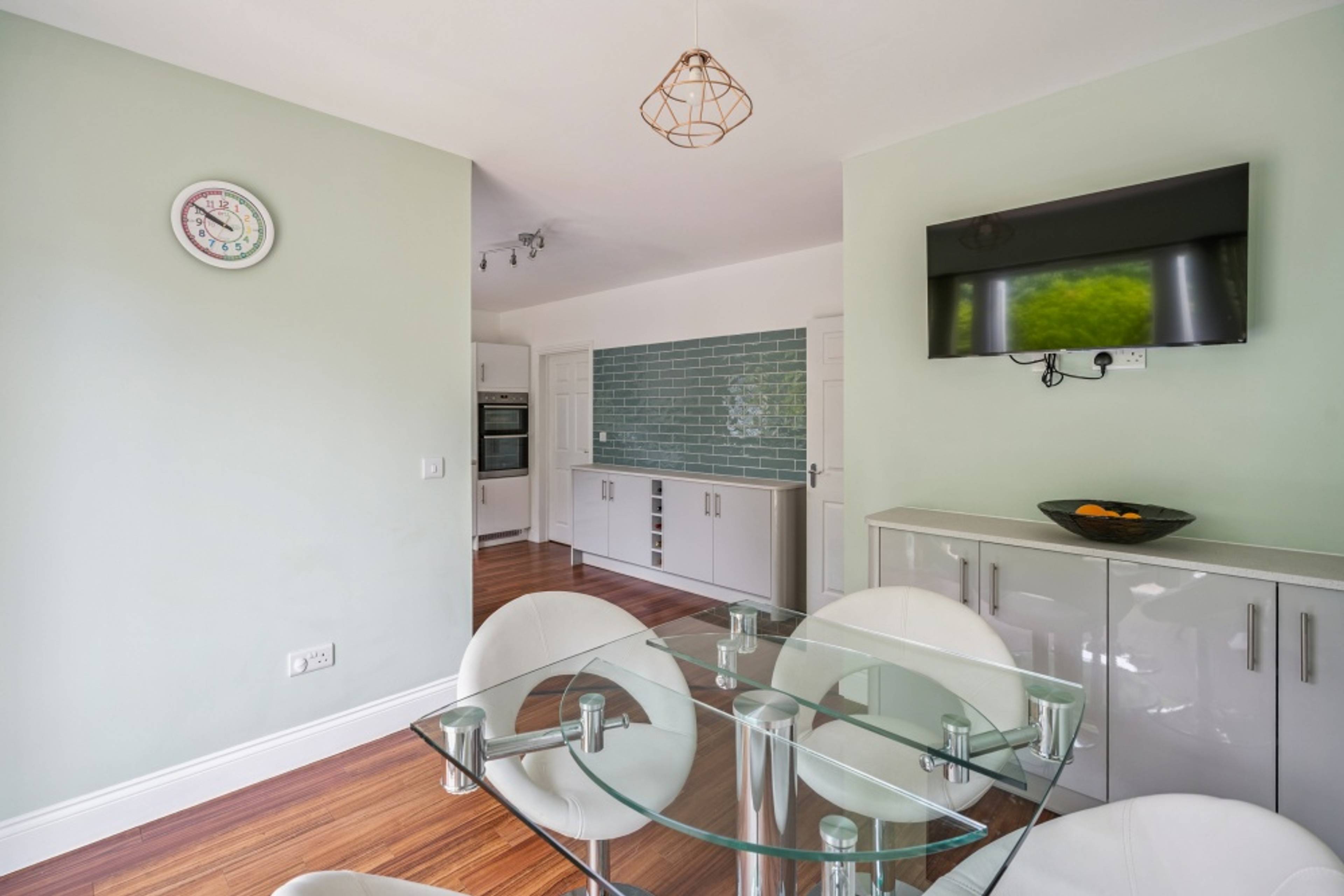 Breakfast Room