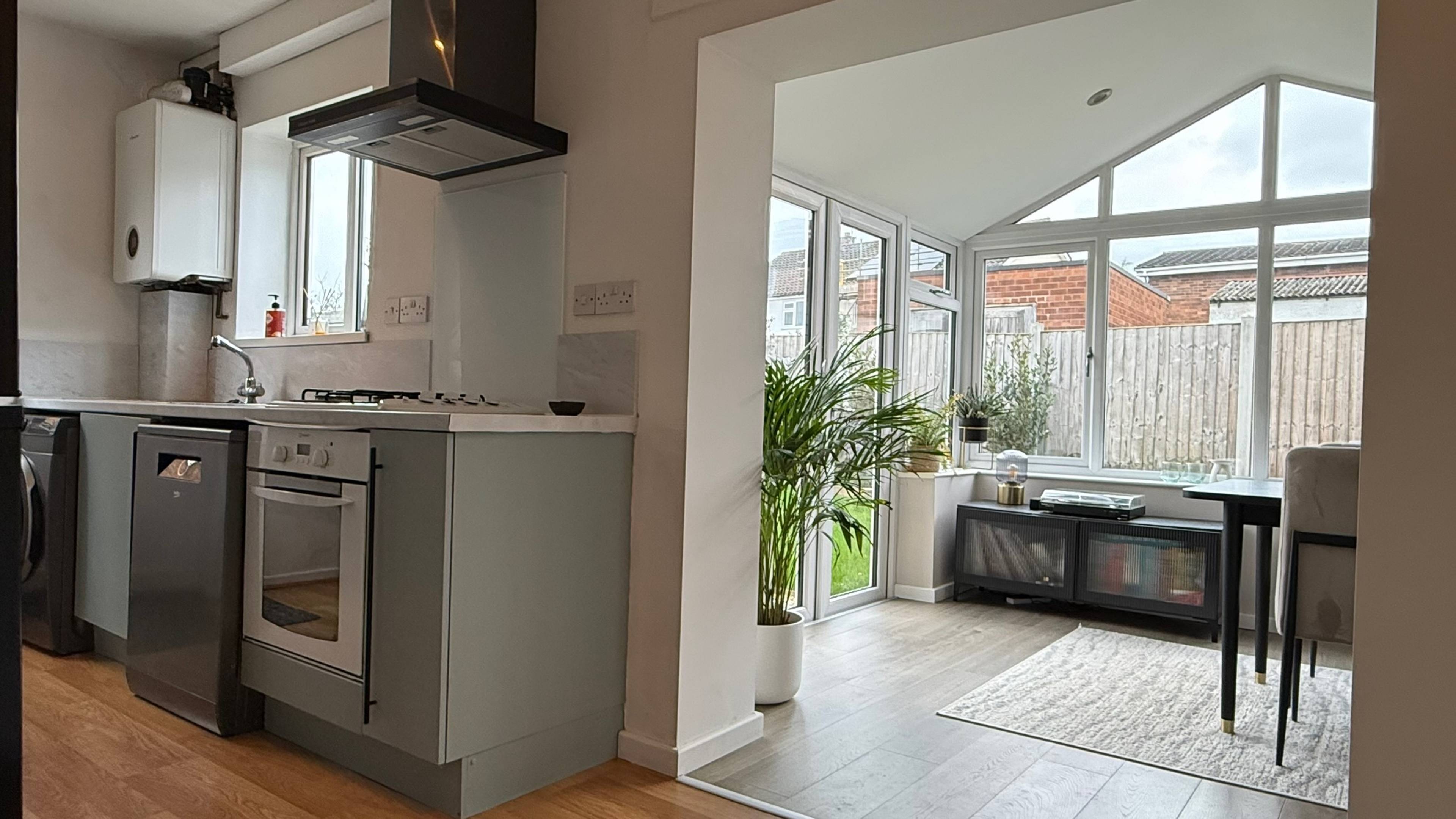 Kitchen/Dining Room