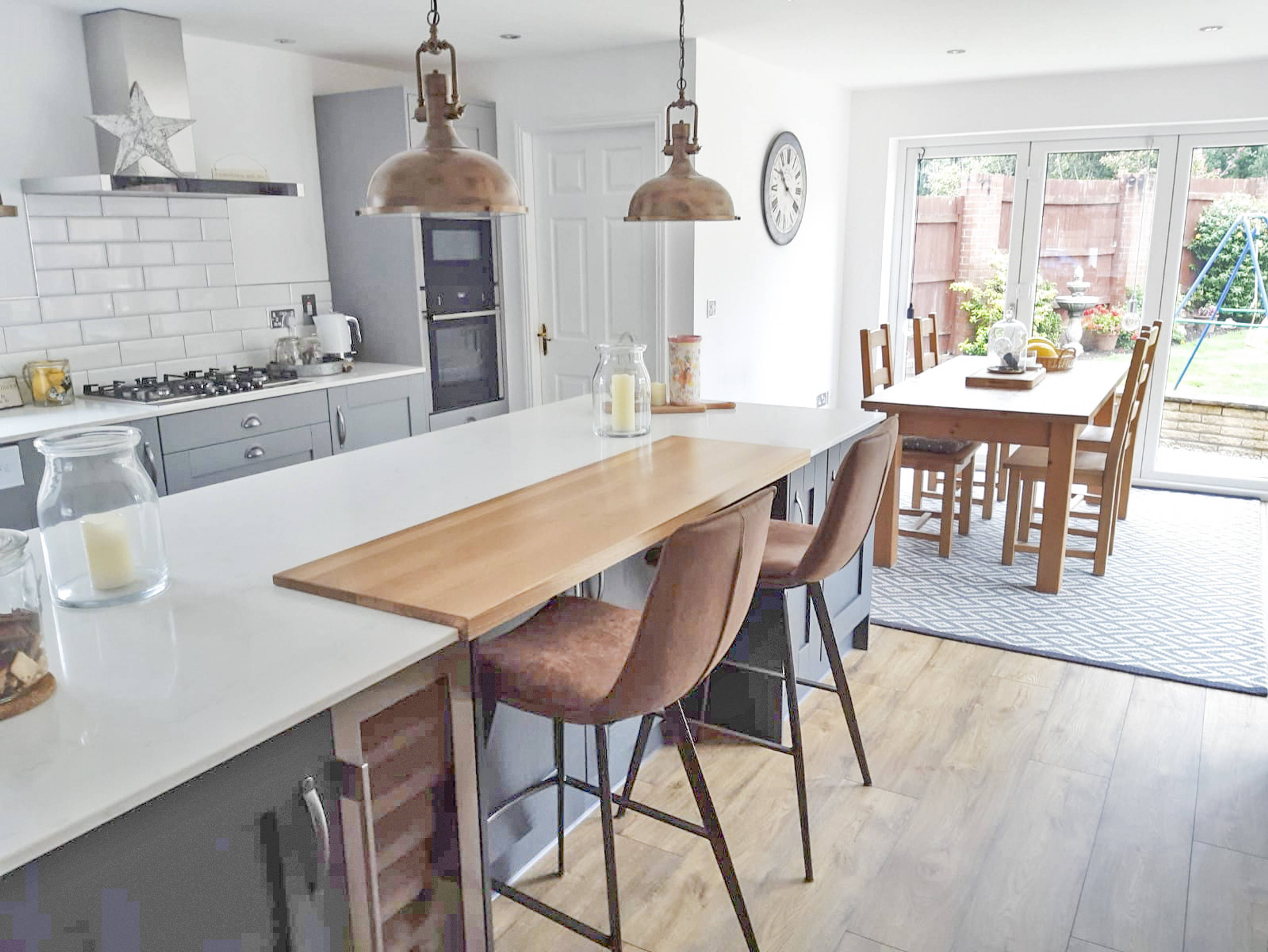 Kitchen/Breakfast