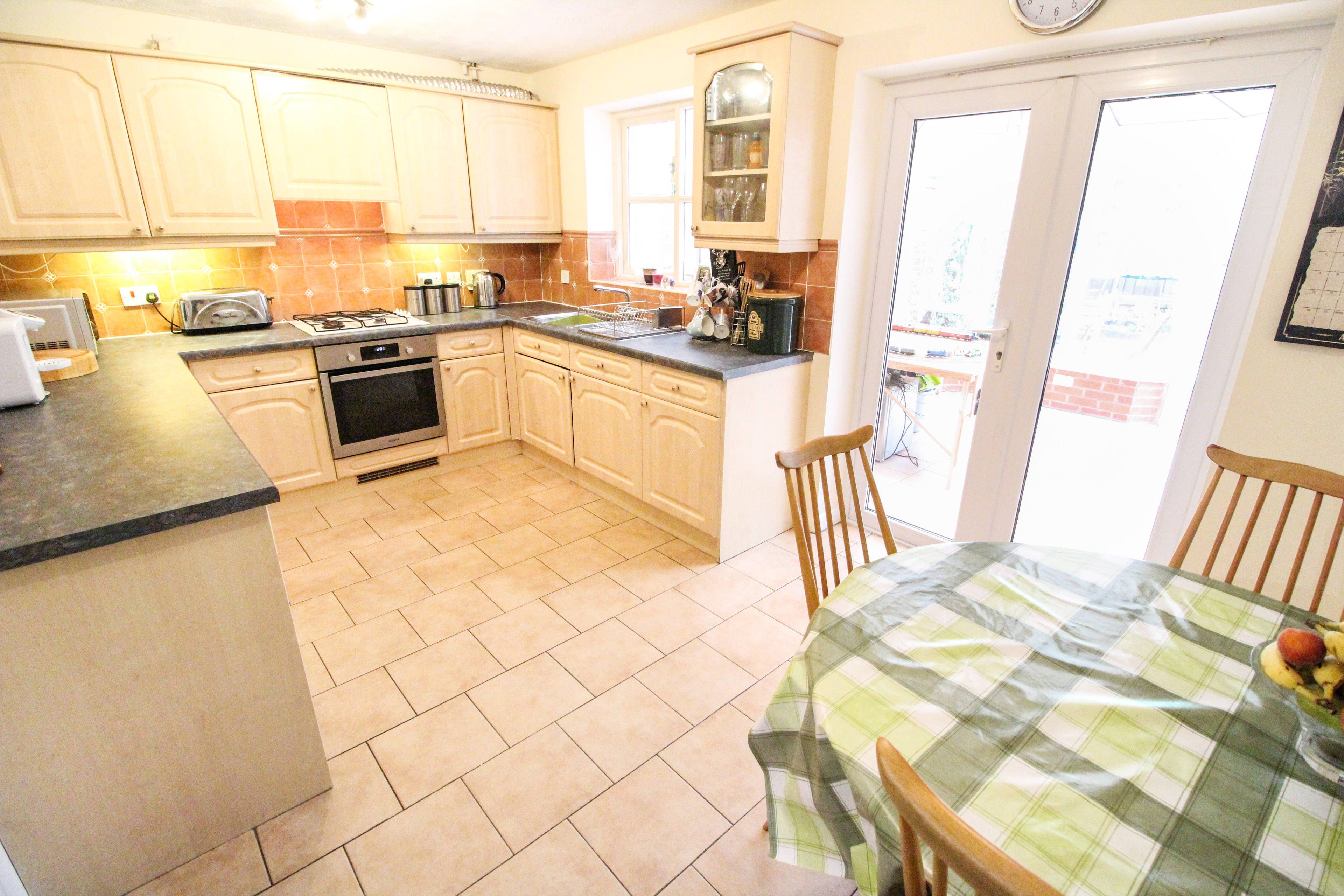 Kitchen/Dining Room