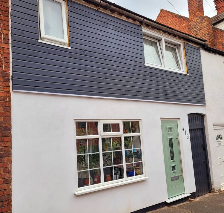 2 bedroom terraced house