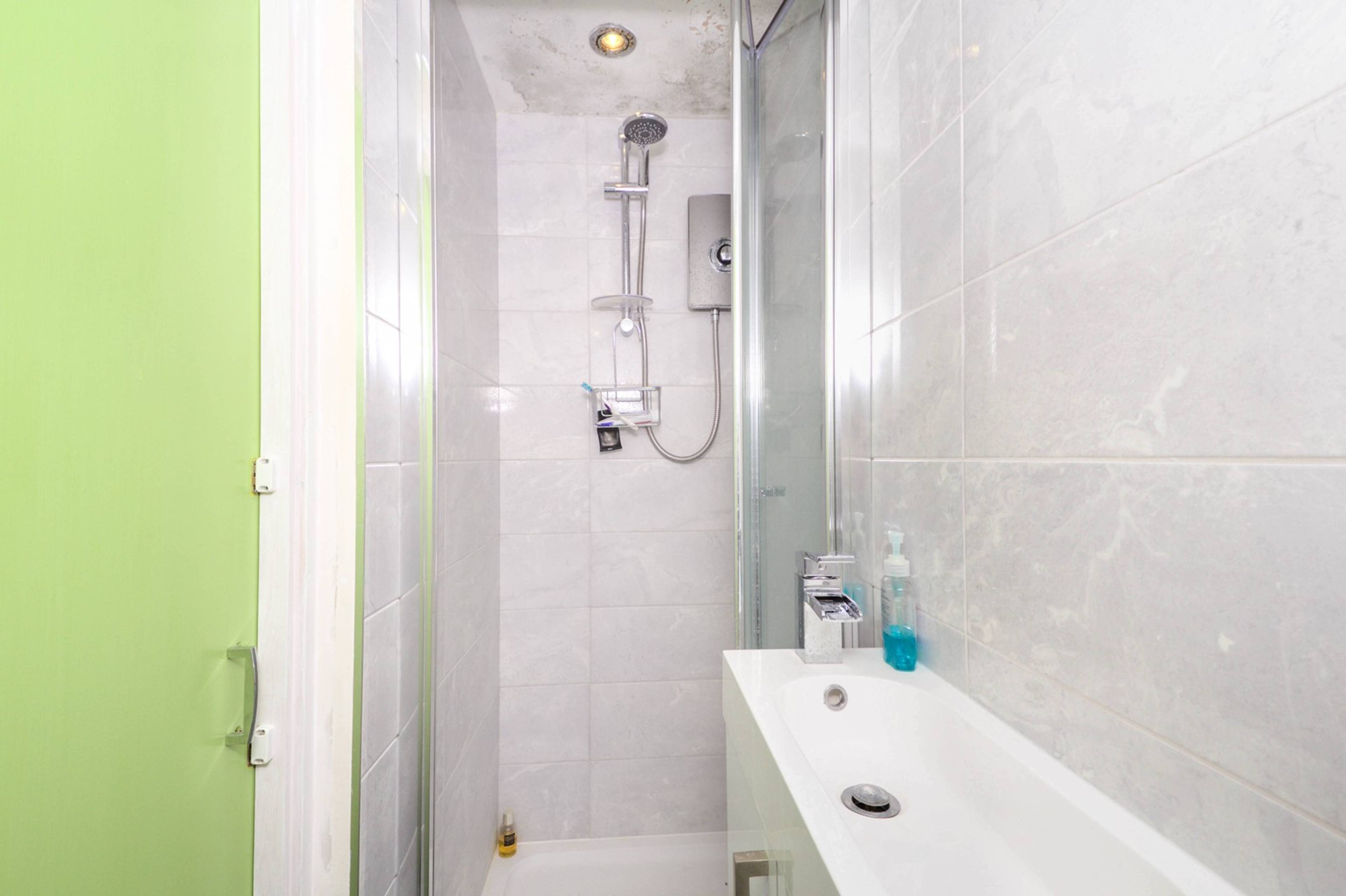 Master En-suite