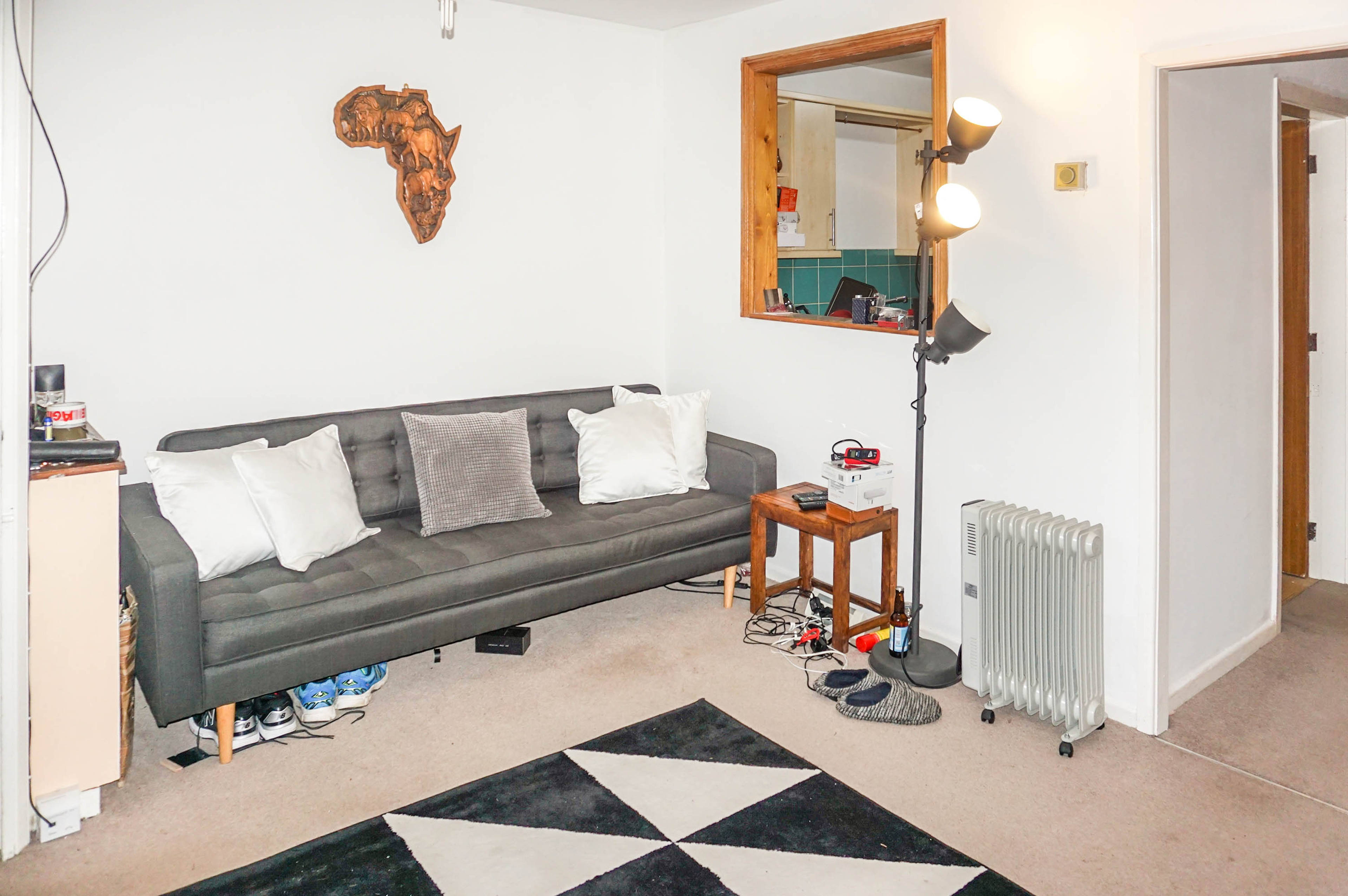 Lounge/Dining Room