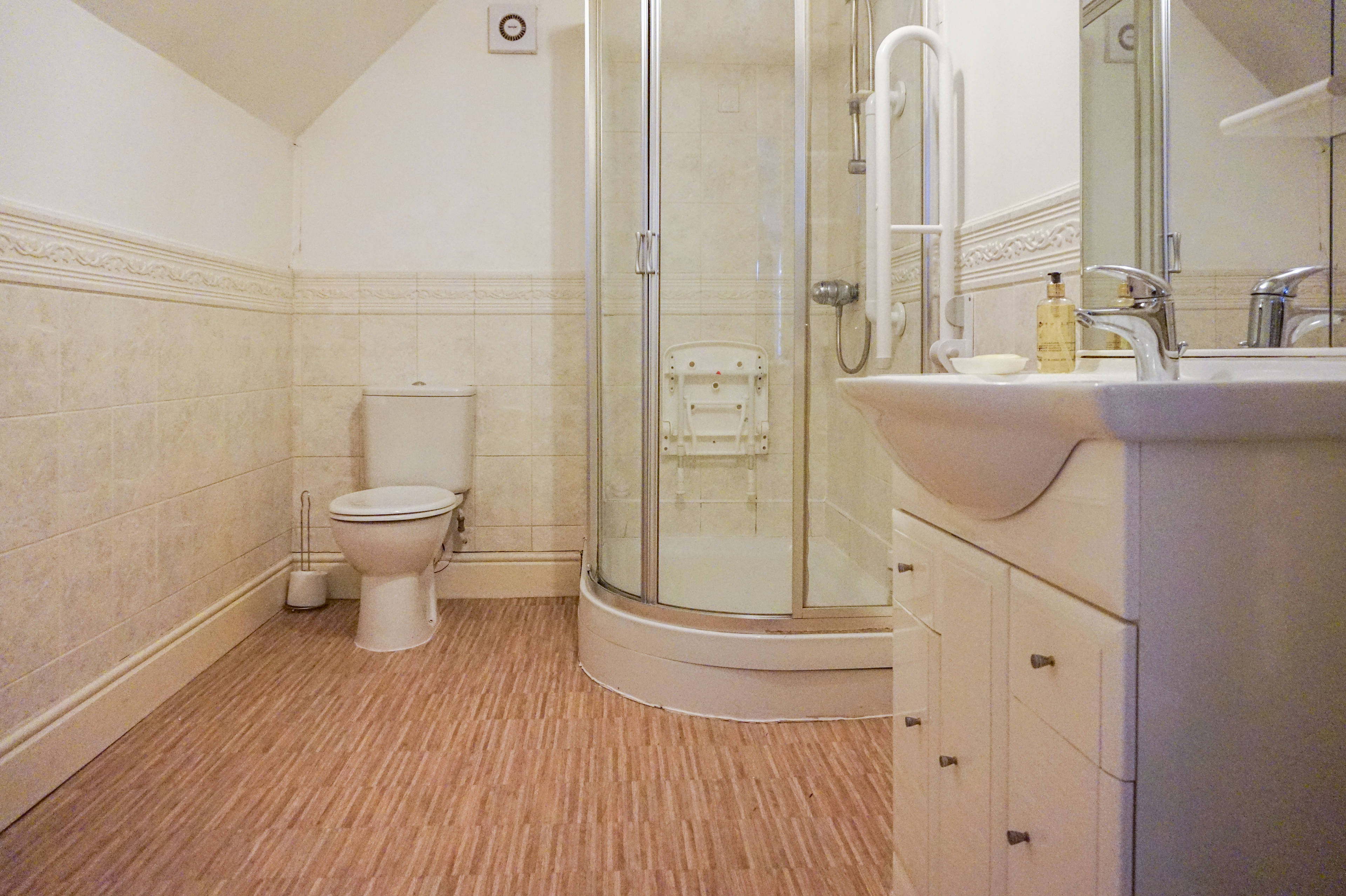 Master En-suite