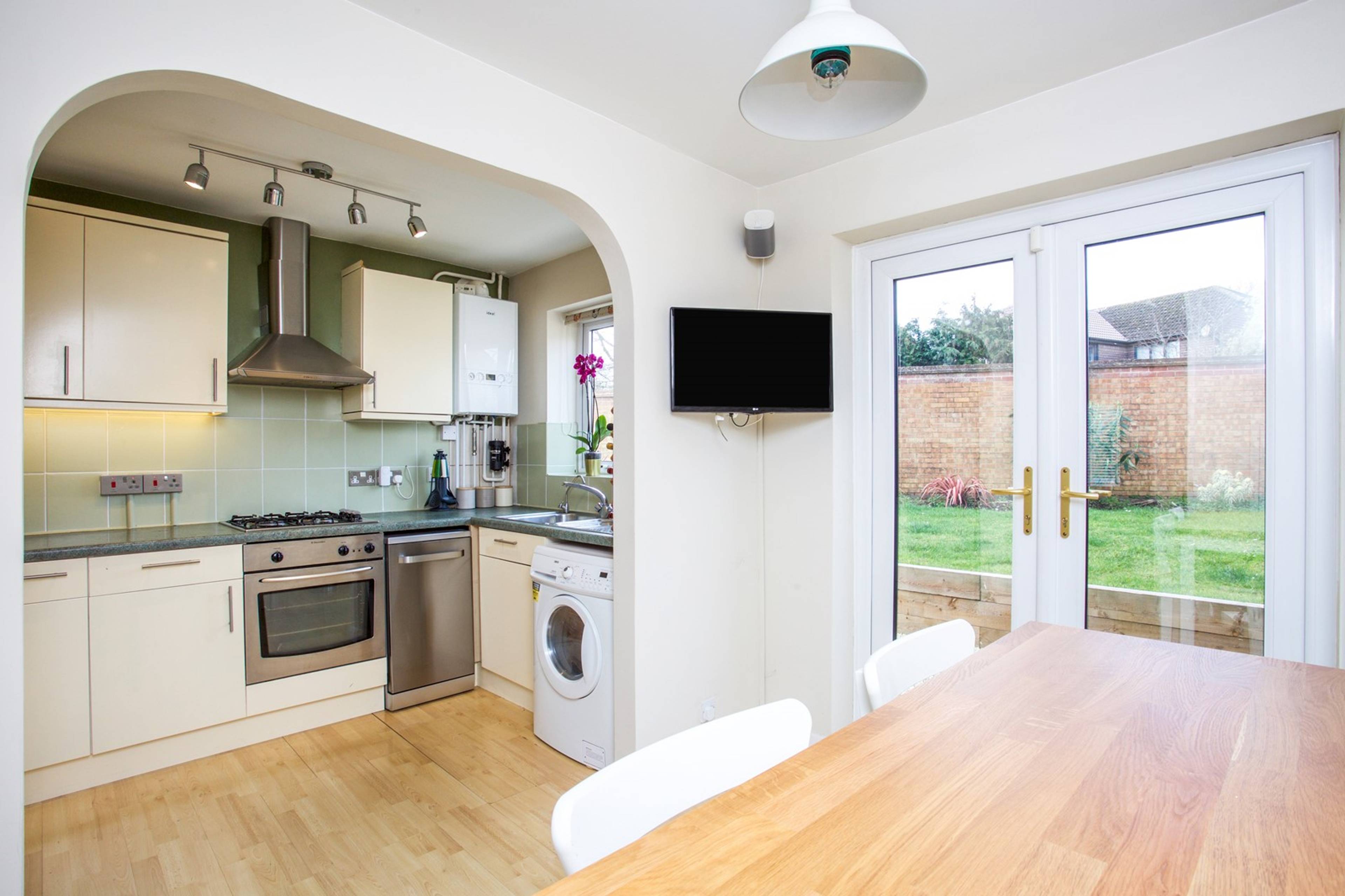 Kitchen/Dining Room