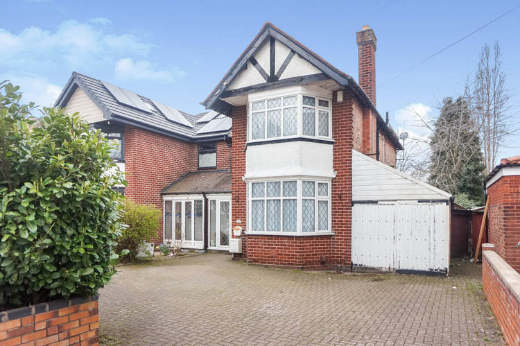 3 bedroom semi-detached house