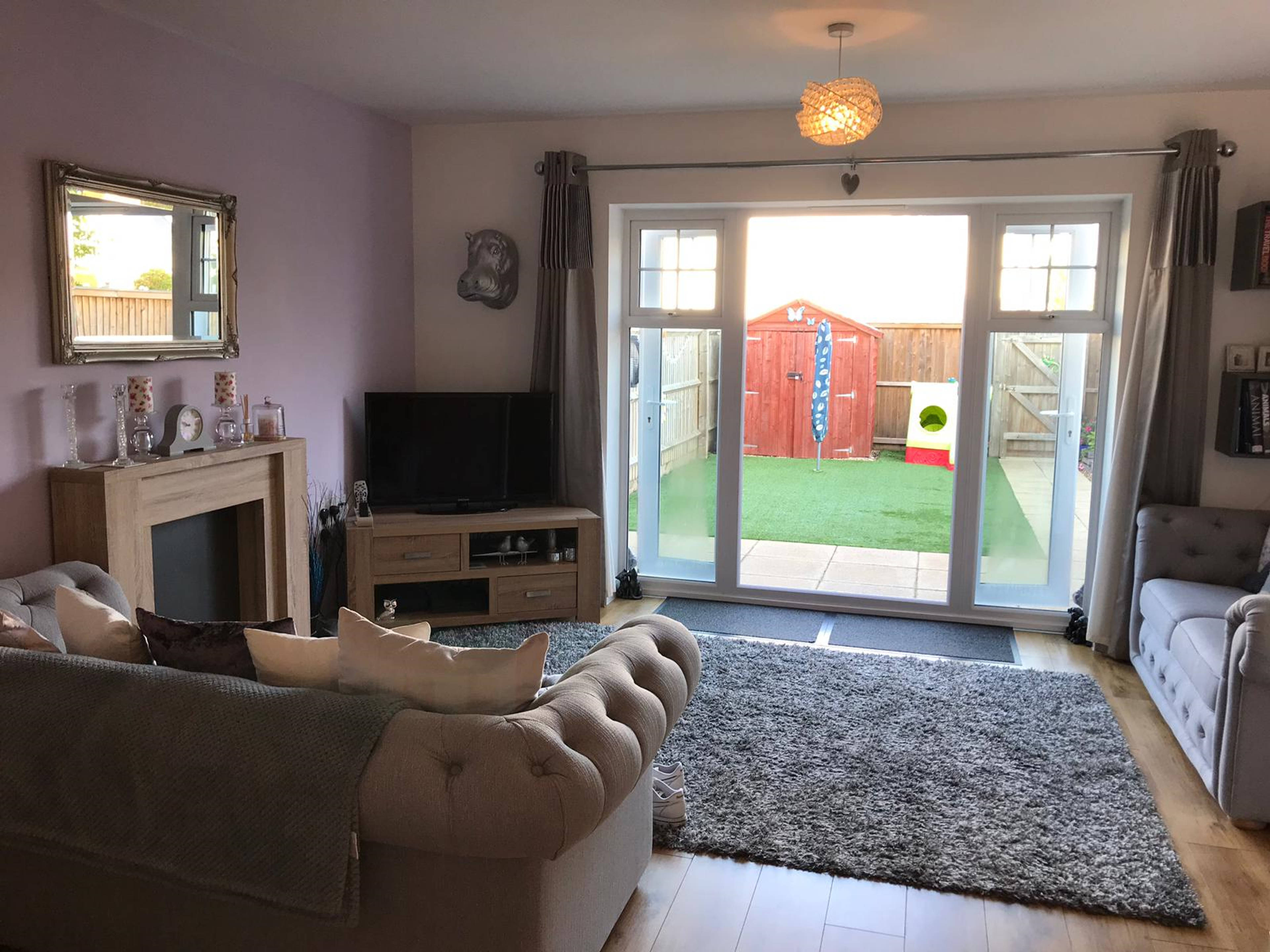Lounge/Dining Room