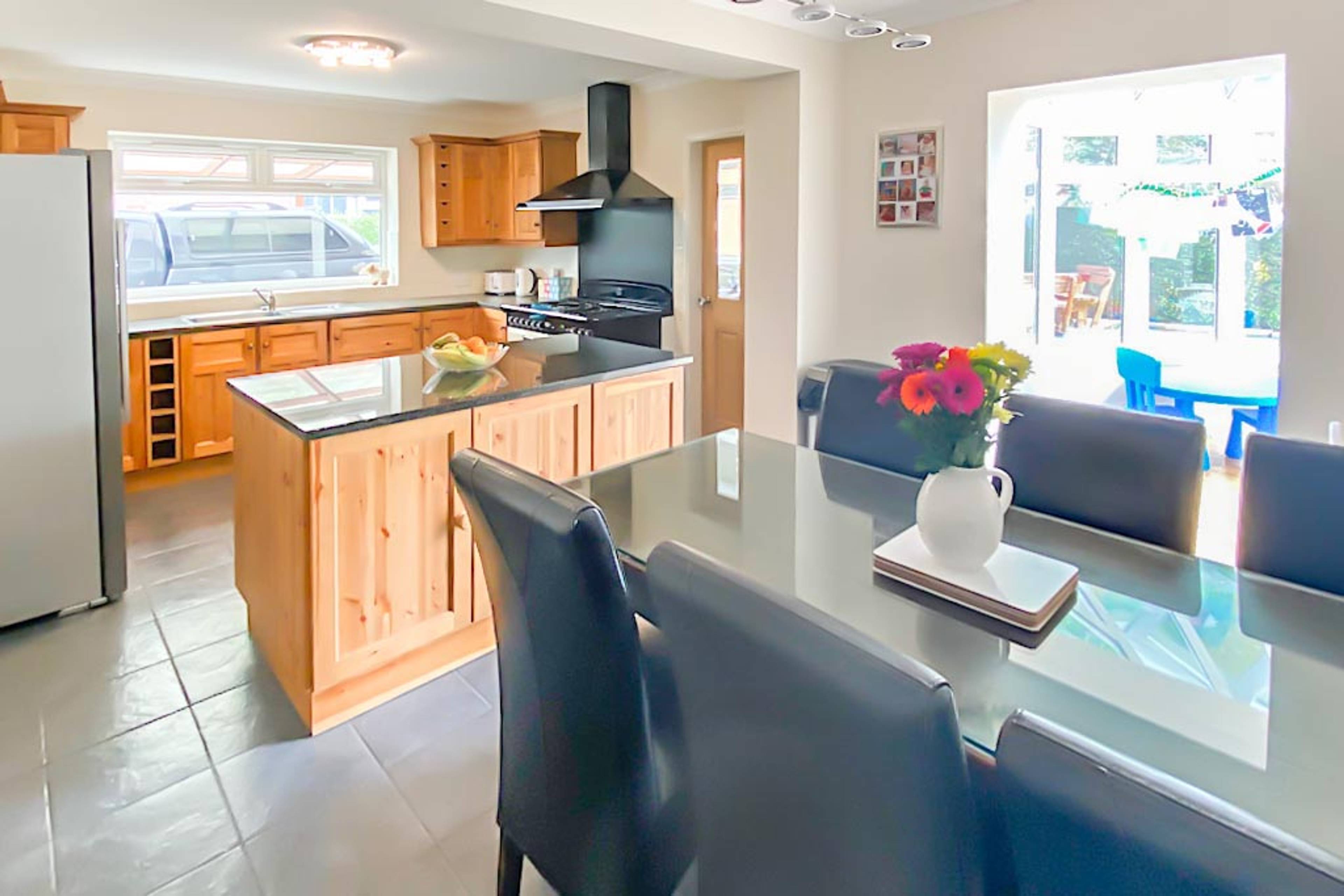 Kitchen/Dining Room